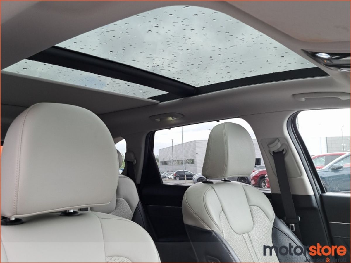 Kia Sorento 2.2 K3 4X2 Diesel Automatic - 7 seats