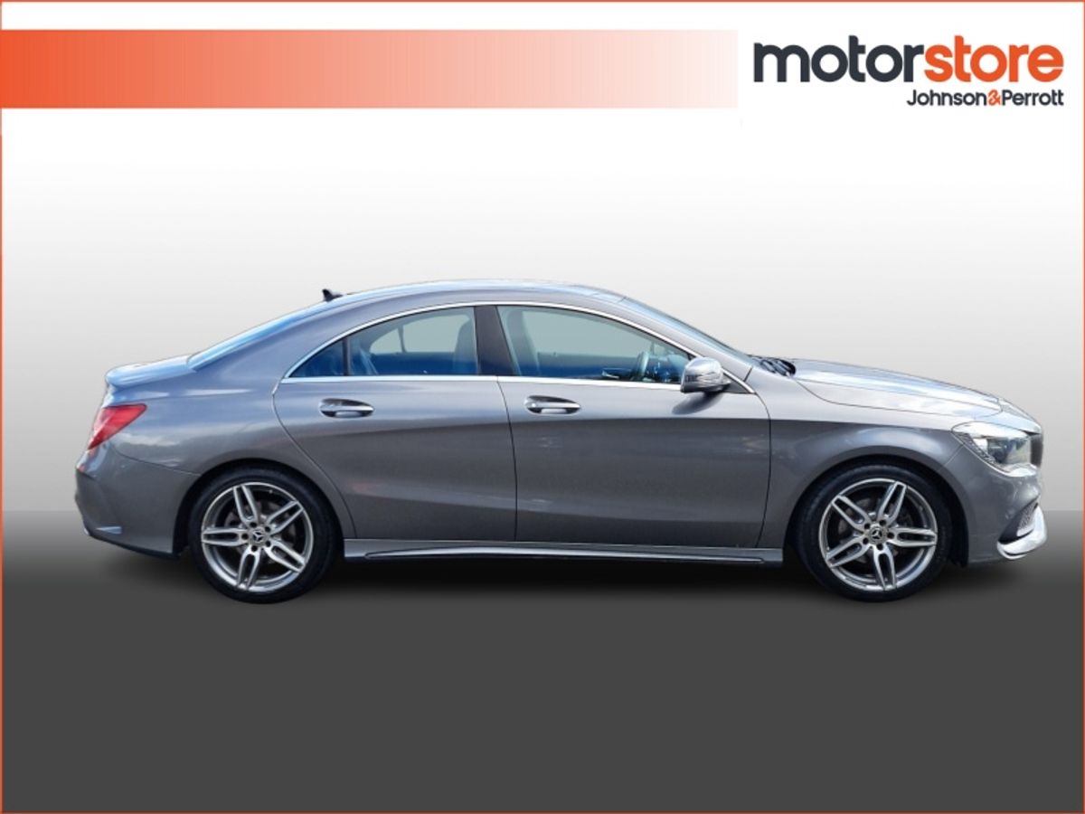 Mercedes-Benz CLA CLA 180 AMG LINE