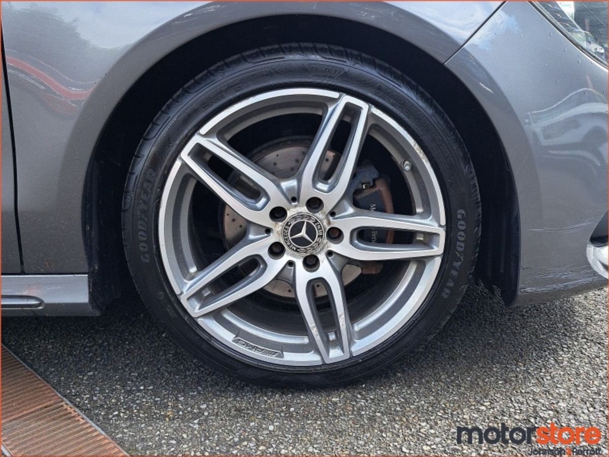 Mercedes-Benz CLA CLA 180 AMG LINE