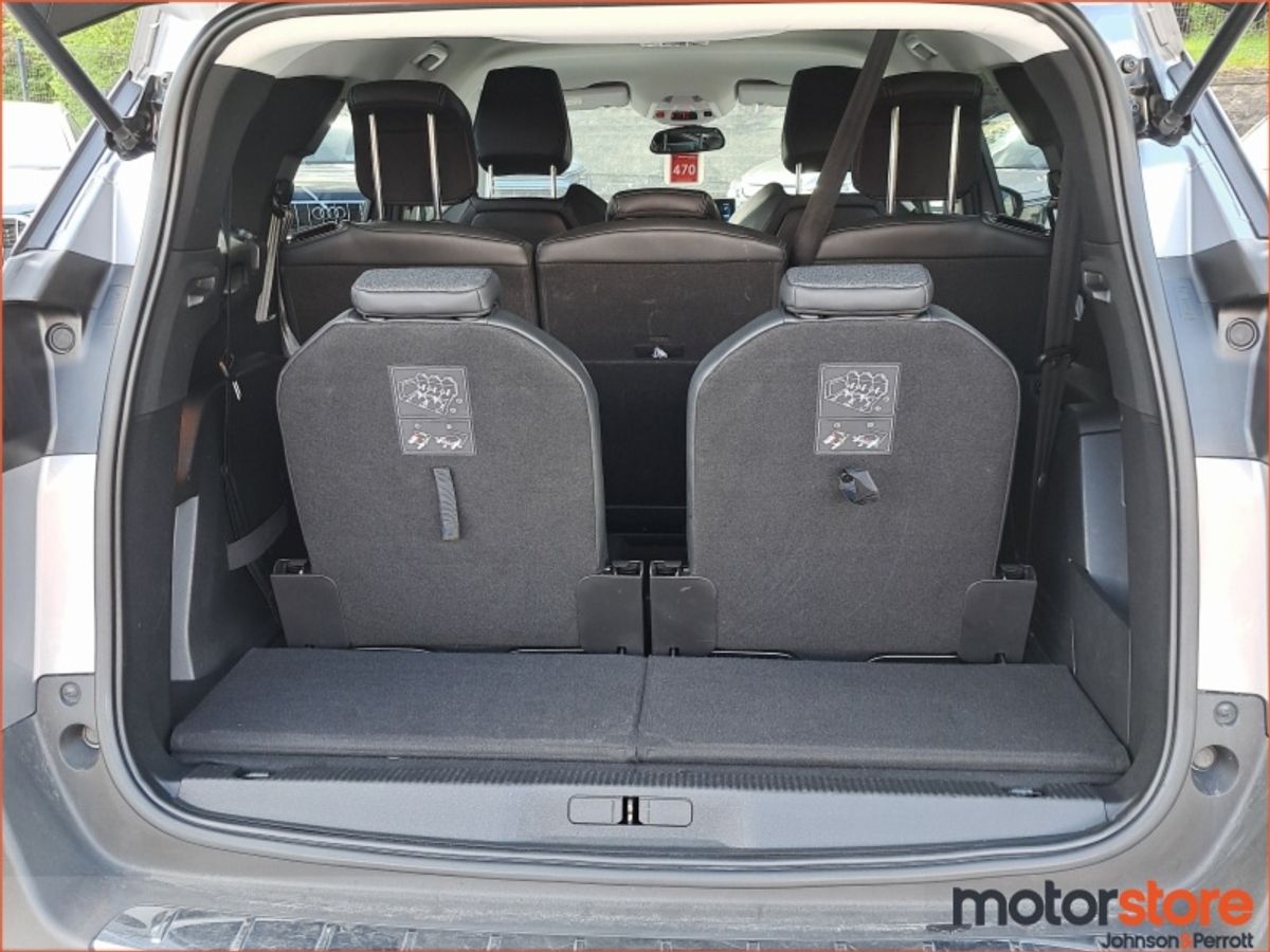 Peugeot 5008 1.5 BlueHDi 130bhp Allure