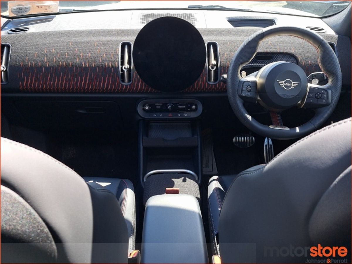 Mini Countryman ** JOHN COOPER WORKS**