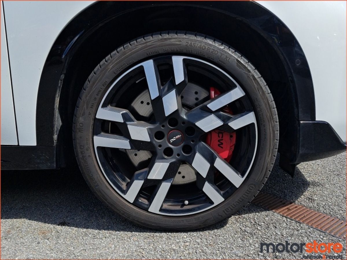 Mini Countryman ** JOHN COOPER WORKS**