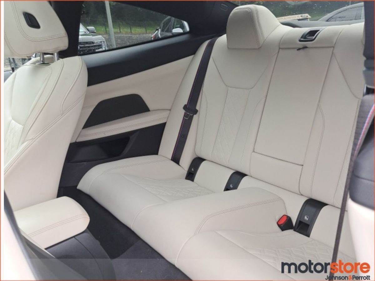 BMW 4-Series 420d M Sport Pro Edition (MHT) Auto with Sunroof