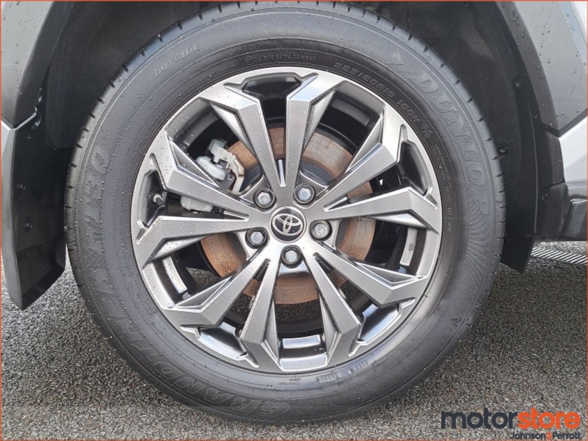 Toyota RAV4 2.5 Hybrid Platinum 2WD