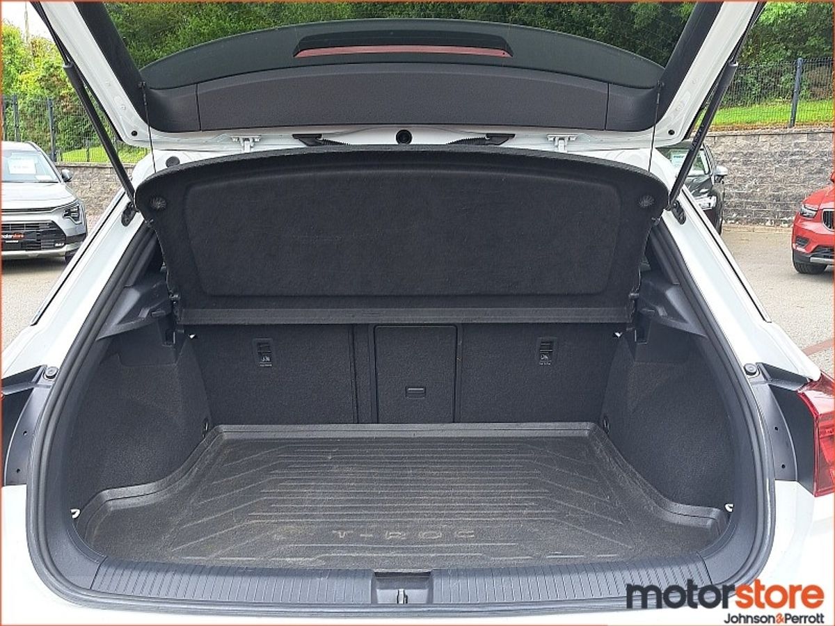 Volkswagen T-Roc 1.0 TSI 110HP R-Line