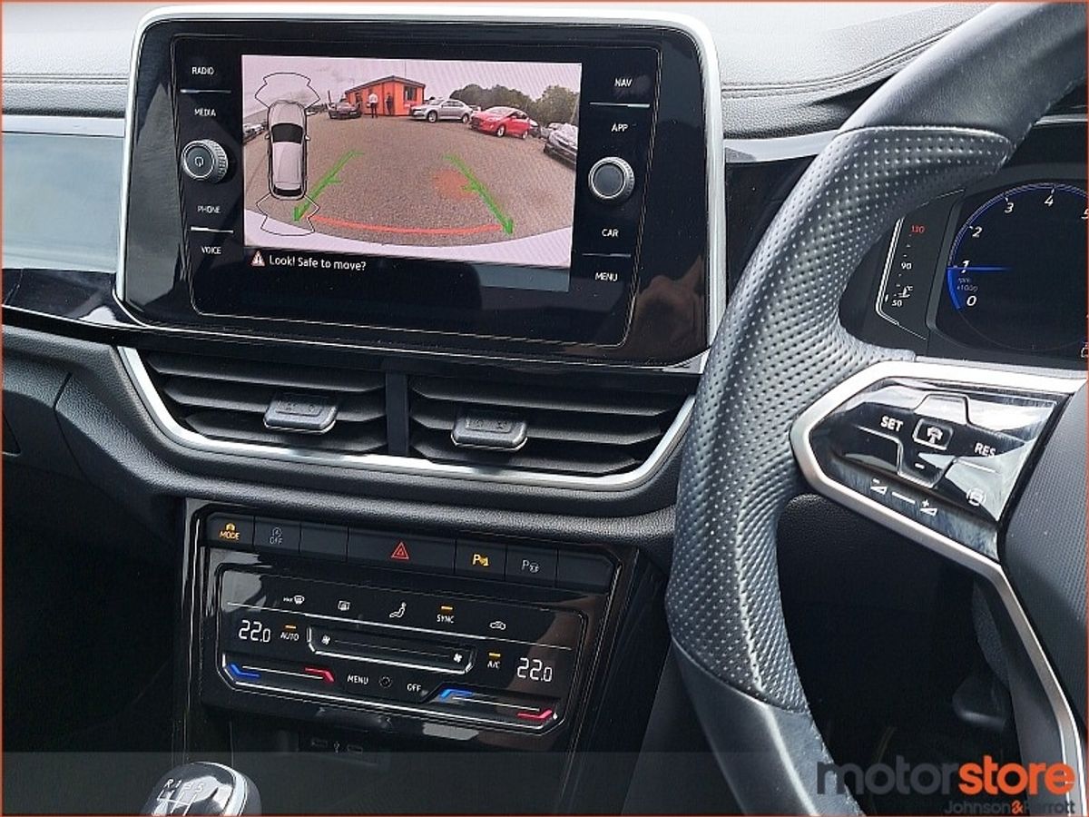 Volkswagen T-Roc 1.0 TSI 110HP R-Line