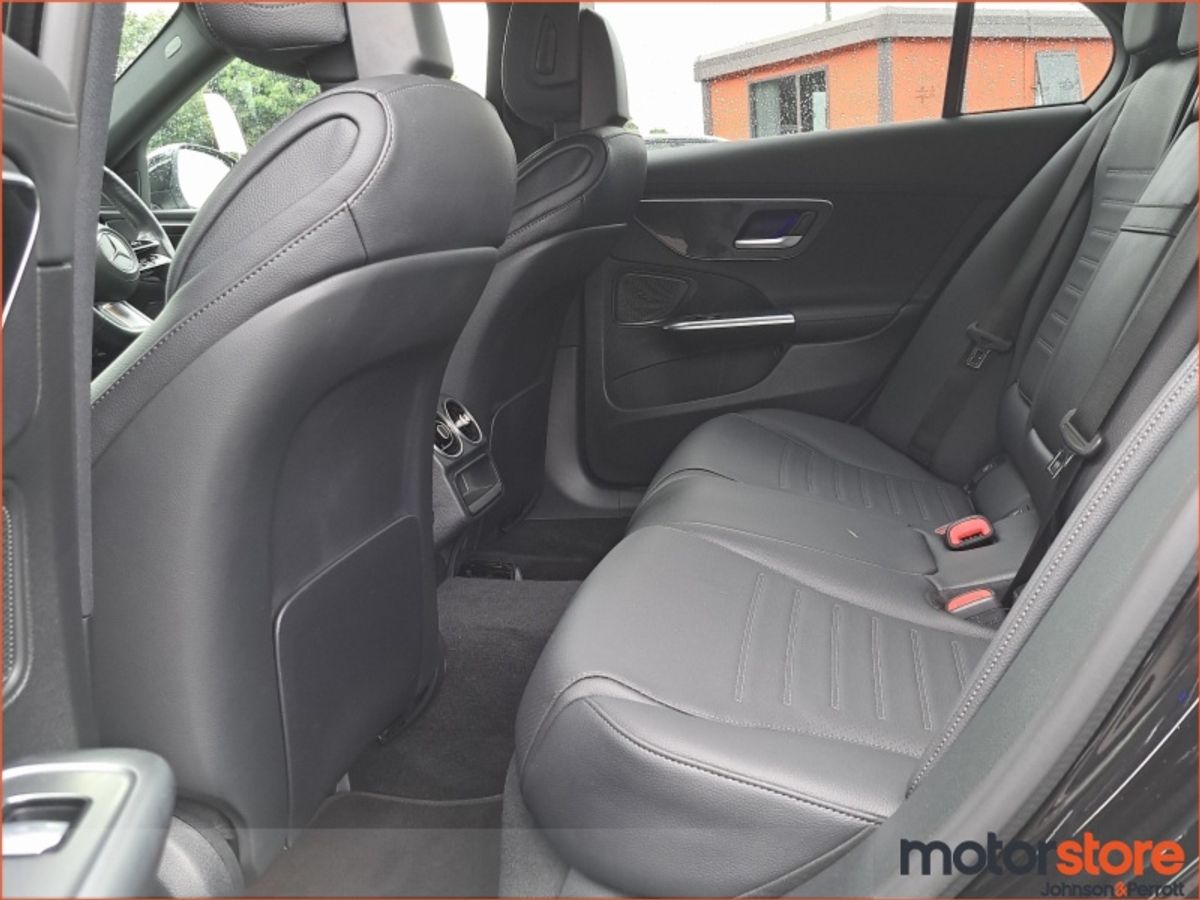 Mercedes-Benz 300 C 300 E Amg Line Auto  AMG Line  C300 e 313 9 G-Tronic Auto Start/Stop 25.4 kWh PHEV EQ Power 129BHP /95kW