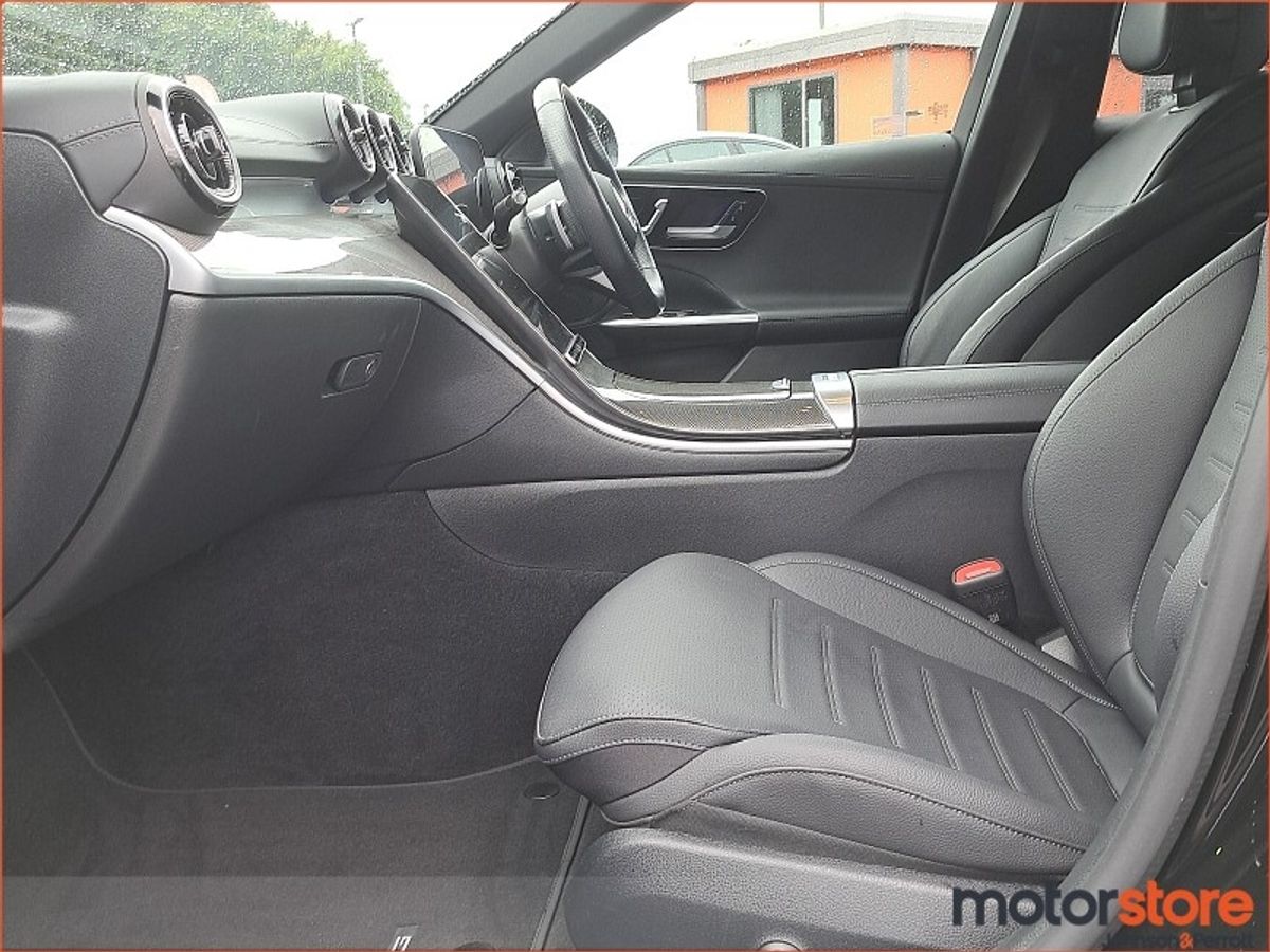 Mercedes-Benz 300 C 300 E Amg Line Auto  AMG Line  C300 e 313 9 G-Tronic Auto Start/Stop 25.4 kWh PHEV EQ Power 129BHP /95kW