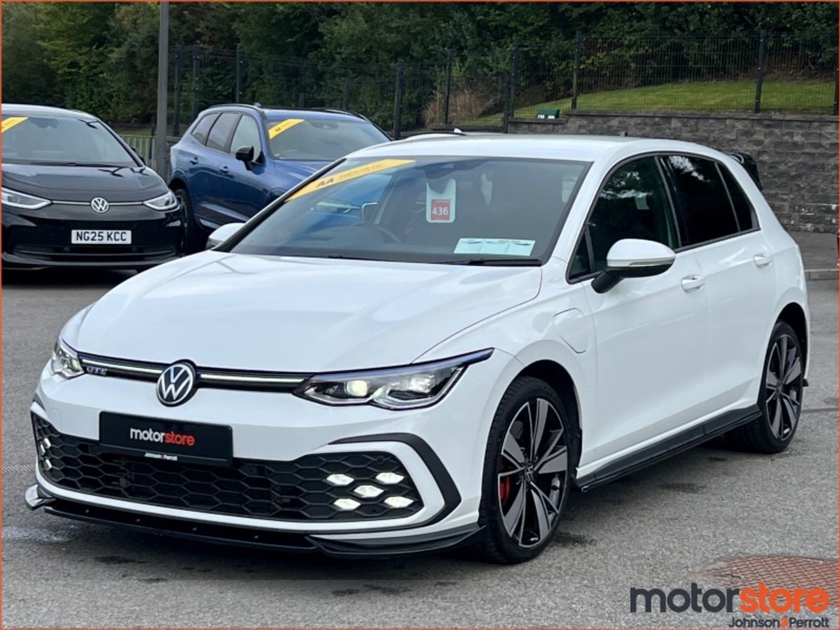 Volkswagen Golf Golf GTE with Lip Kit & Spoiler - TSi 245 Bhp DSG Auto PHEV
