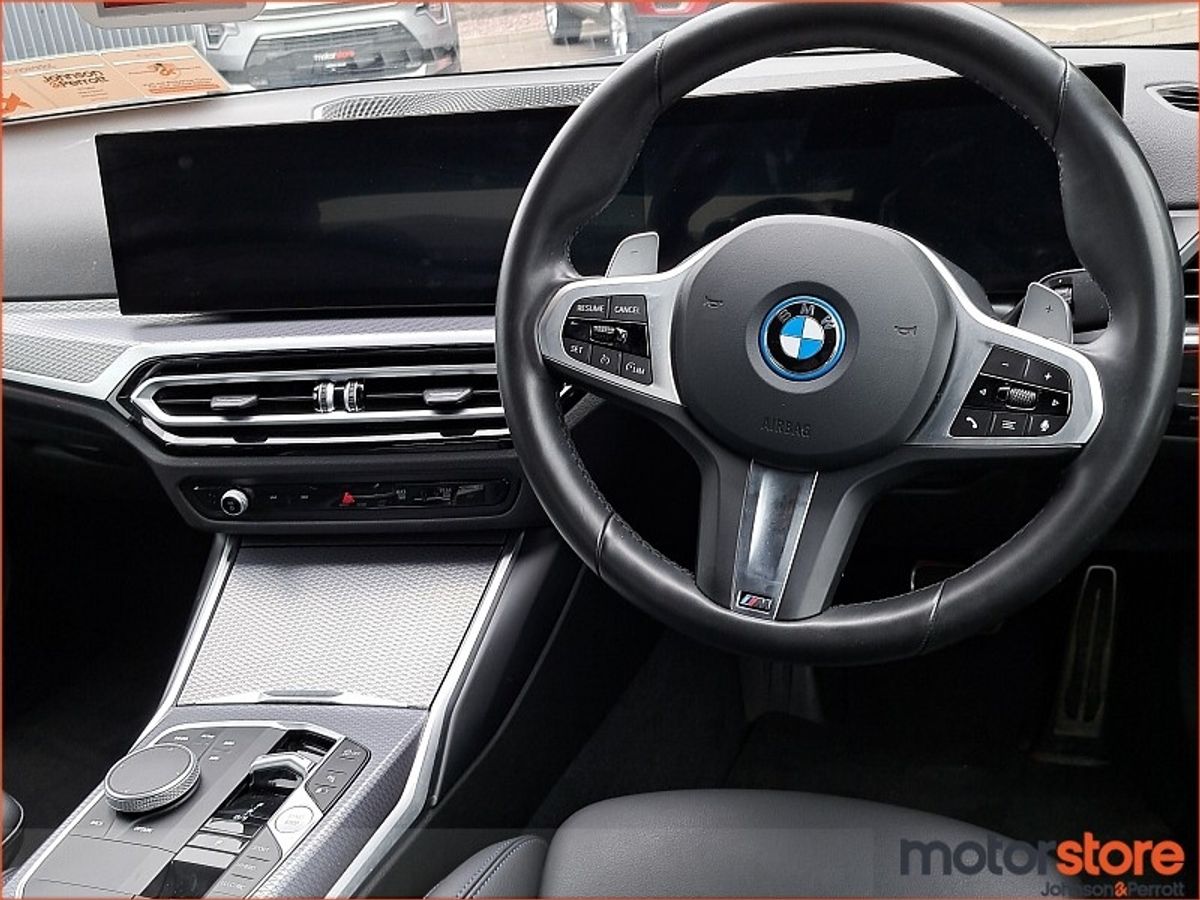BMW 3-Series 330 E M Sport Auto  330 e M Sport  330 e 292 12kWh PHEV 