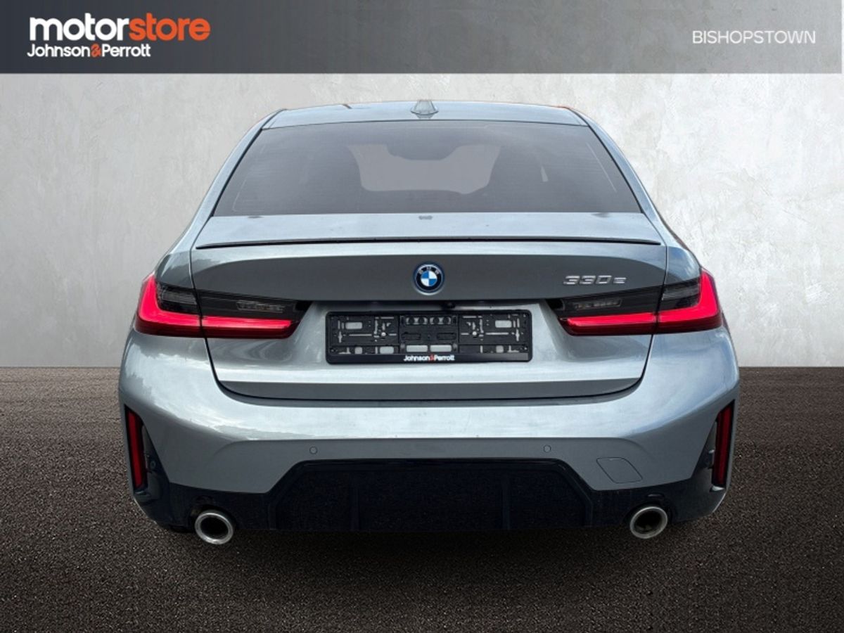 BMW 3-Series 330 E M Sport Auto  330 e M Sport 
