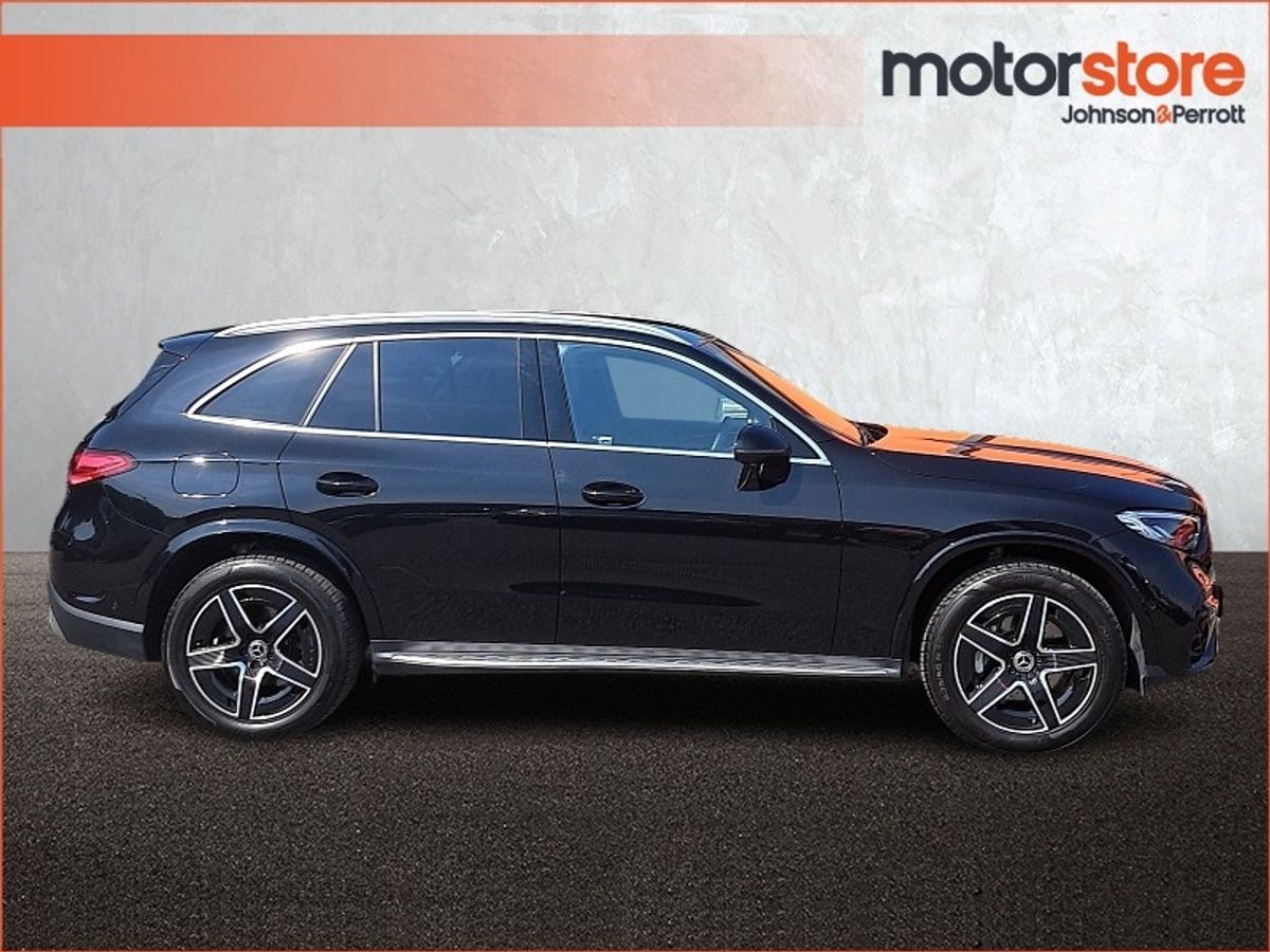 Mercedes-Benz GLC Glc 300 Amg Line E 4Matic Auto  AMG Line  GLC300 e 313 4 Matic 9G-Tronic Auto 31.2 kWh PHEV EQ Boost 134BHP /100 kW Start/Stop