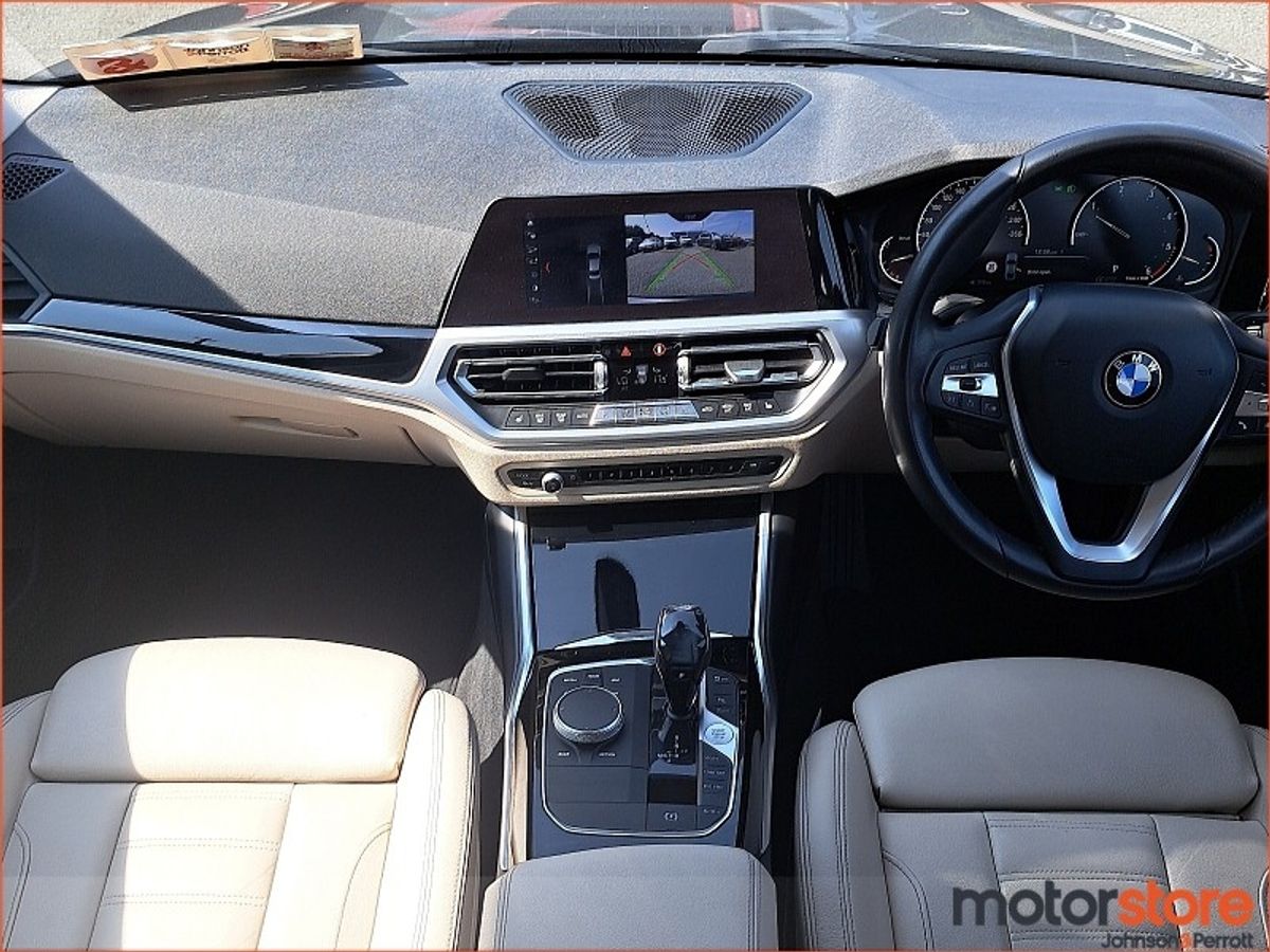 BMW 3-Series 318d Sport