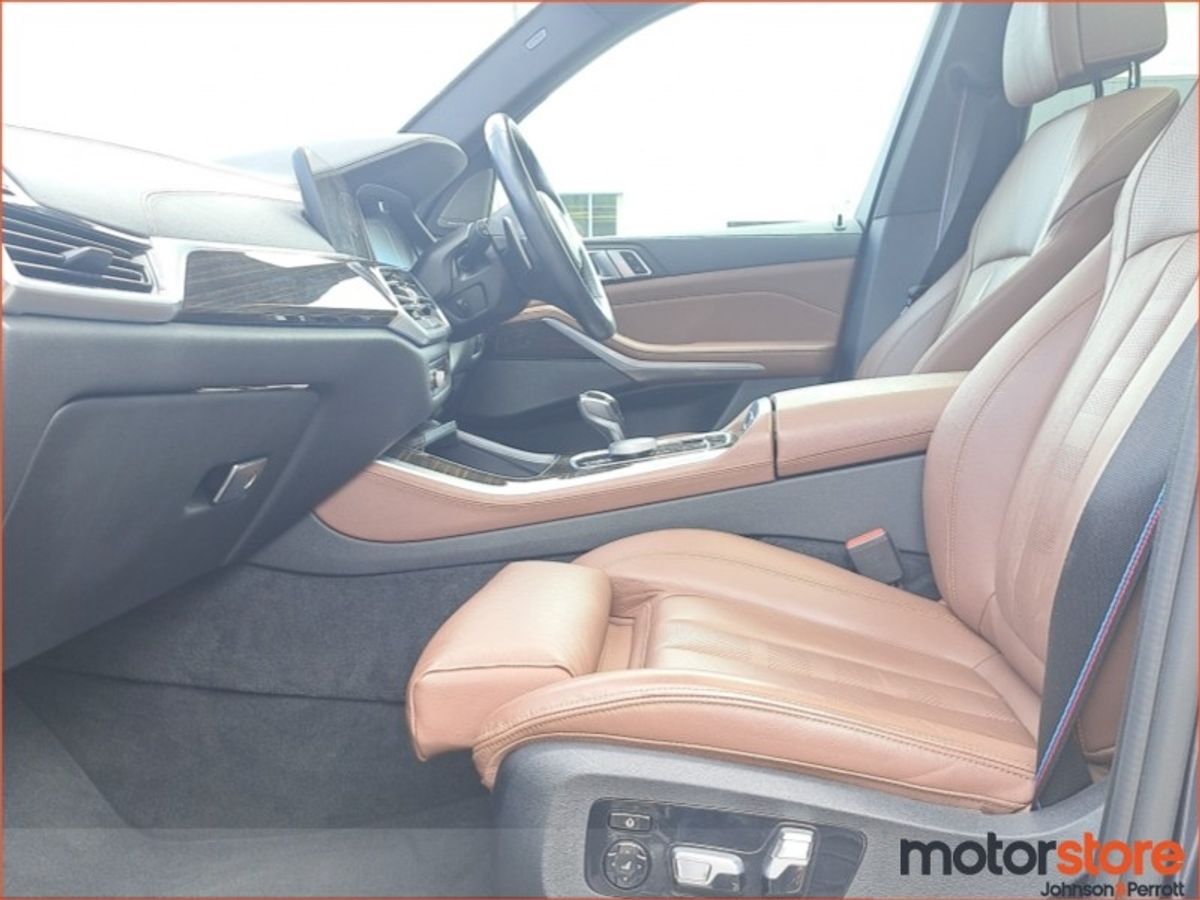 BMW X5 xDrive45e xLine
