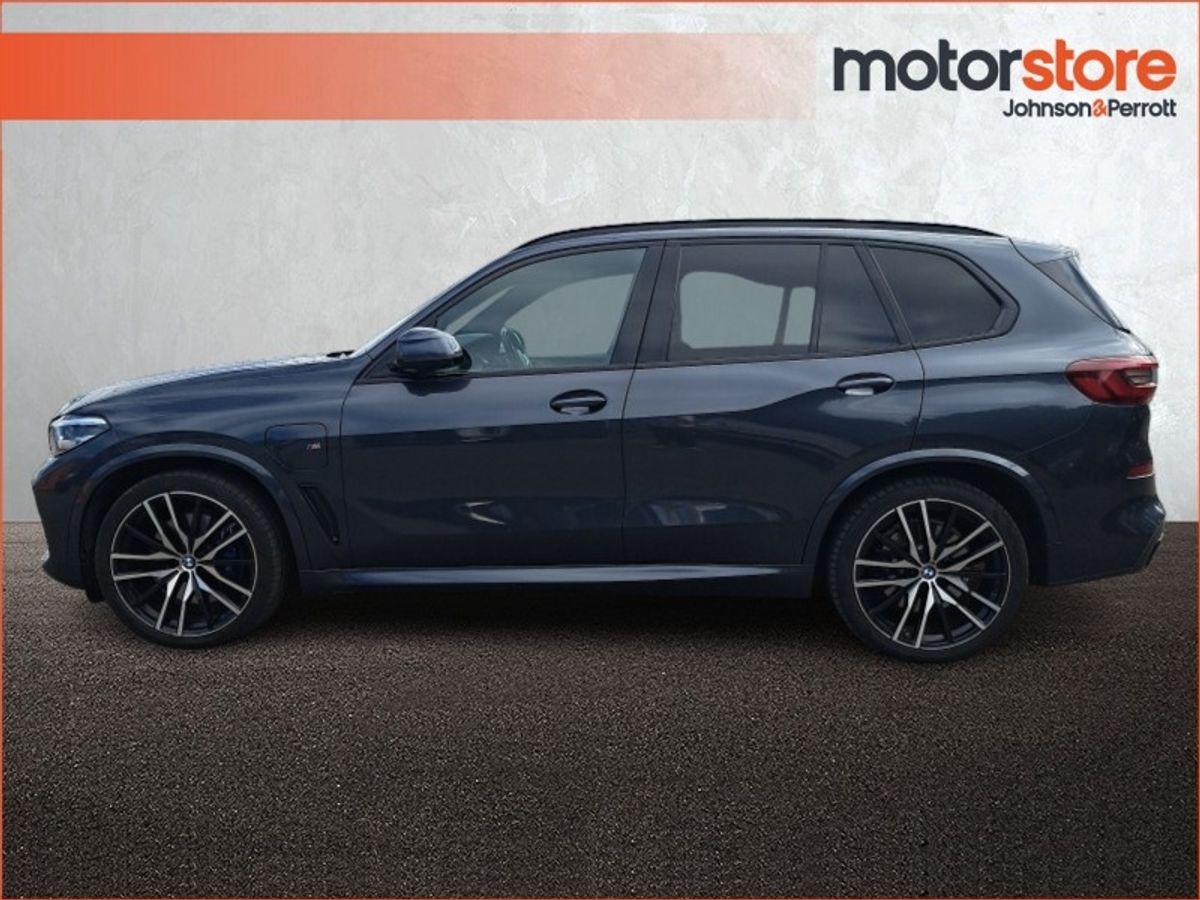 BMW X5 xDrive45e xLine