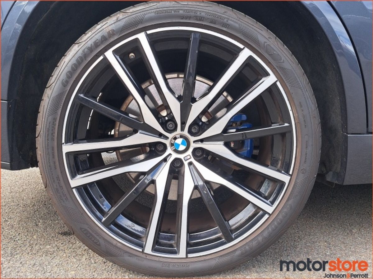 BMW X5 xDrive45e xLine