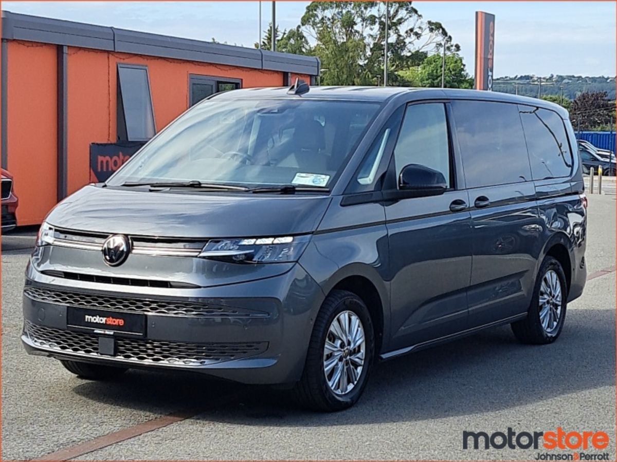 Volkswagen Multivan T7 LIFE PHEV 240BHP 4 Motion LWB 7 Seat with 2 Years VW Warranty Remaining