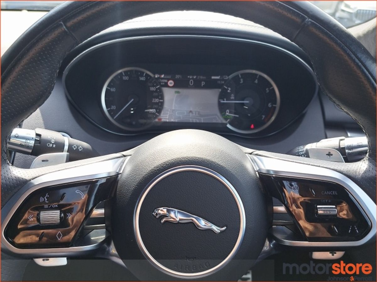 Jaguar E-Pace 1.5 I3 PHEV 300 PS AWD R-Dynamic S