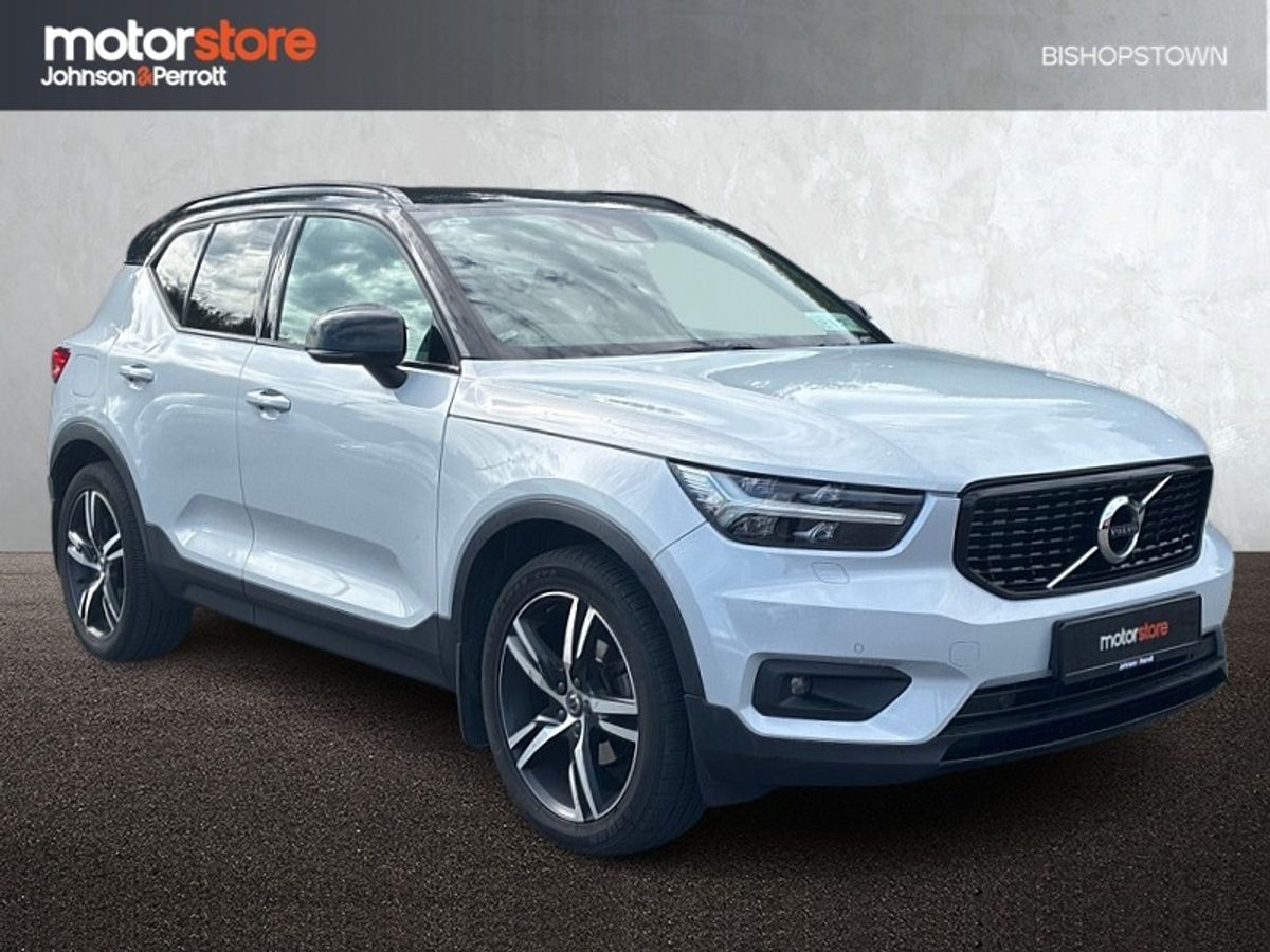 Volvo XC40 D3 (150hp) R-Design Pro Auto