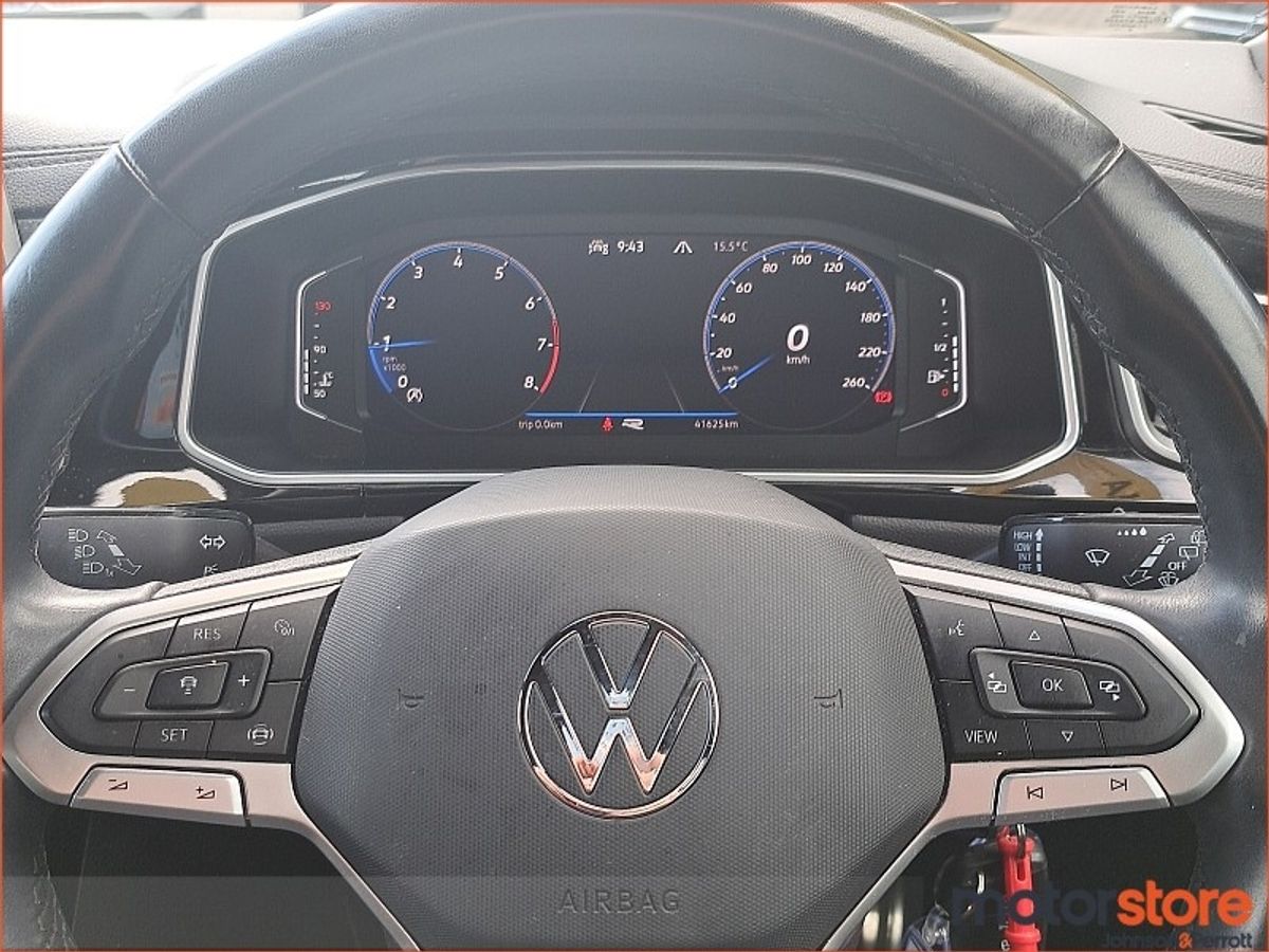 Volkswagen T-Roc 1.0 TSI 110HP R-Line