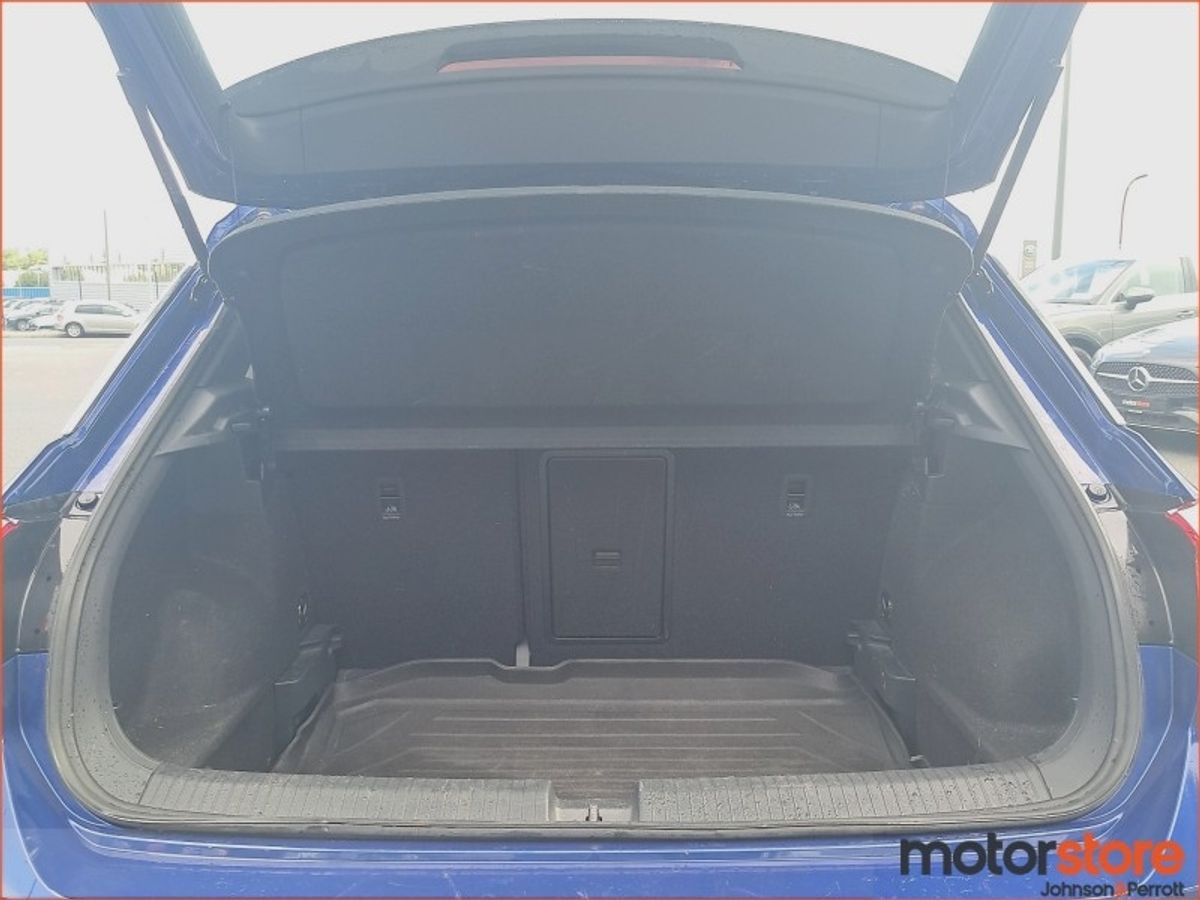 Volkswagen T-Roc 1.0 TSI 110HP R-Line
