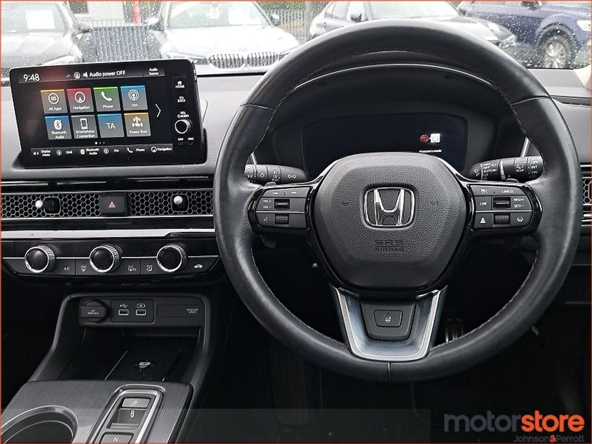 Honda Civic 2.0 i-MMD Hybrid Advance with Sunroof & Great Spec
