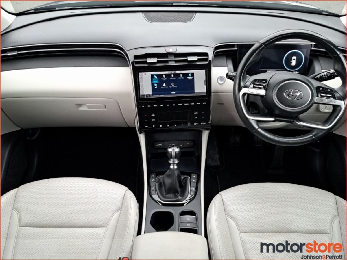 Hyundai Tucson 2WD Executive Plus
