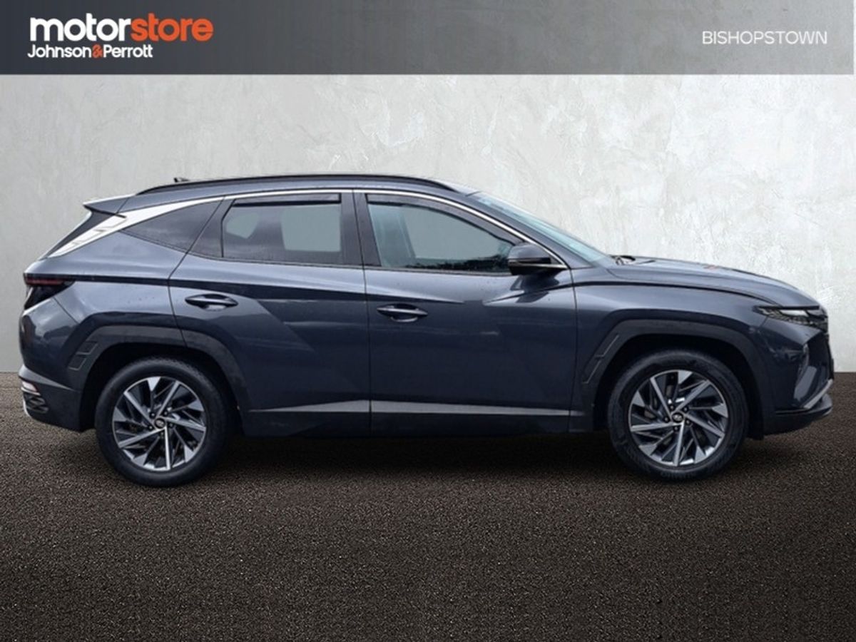 Hyundai Tucson 2WD Executive Plus