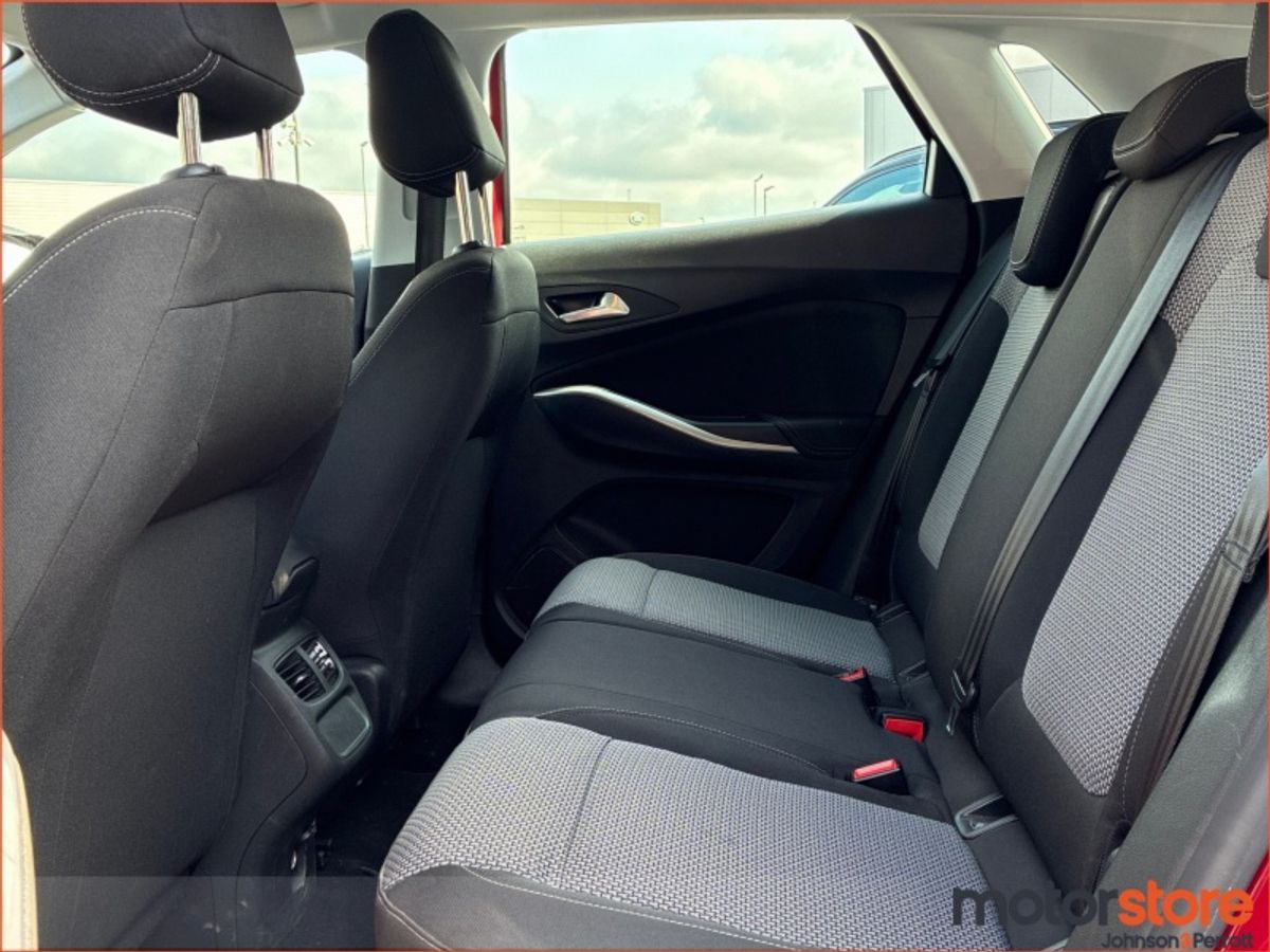 Opel Grandland X 1.2i 130PS SC -