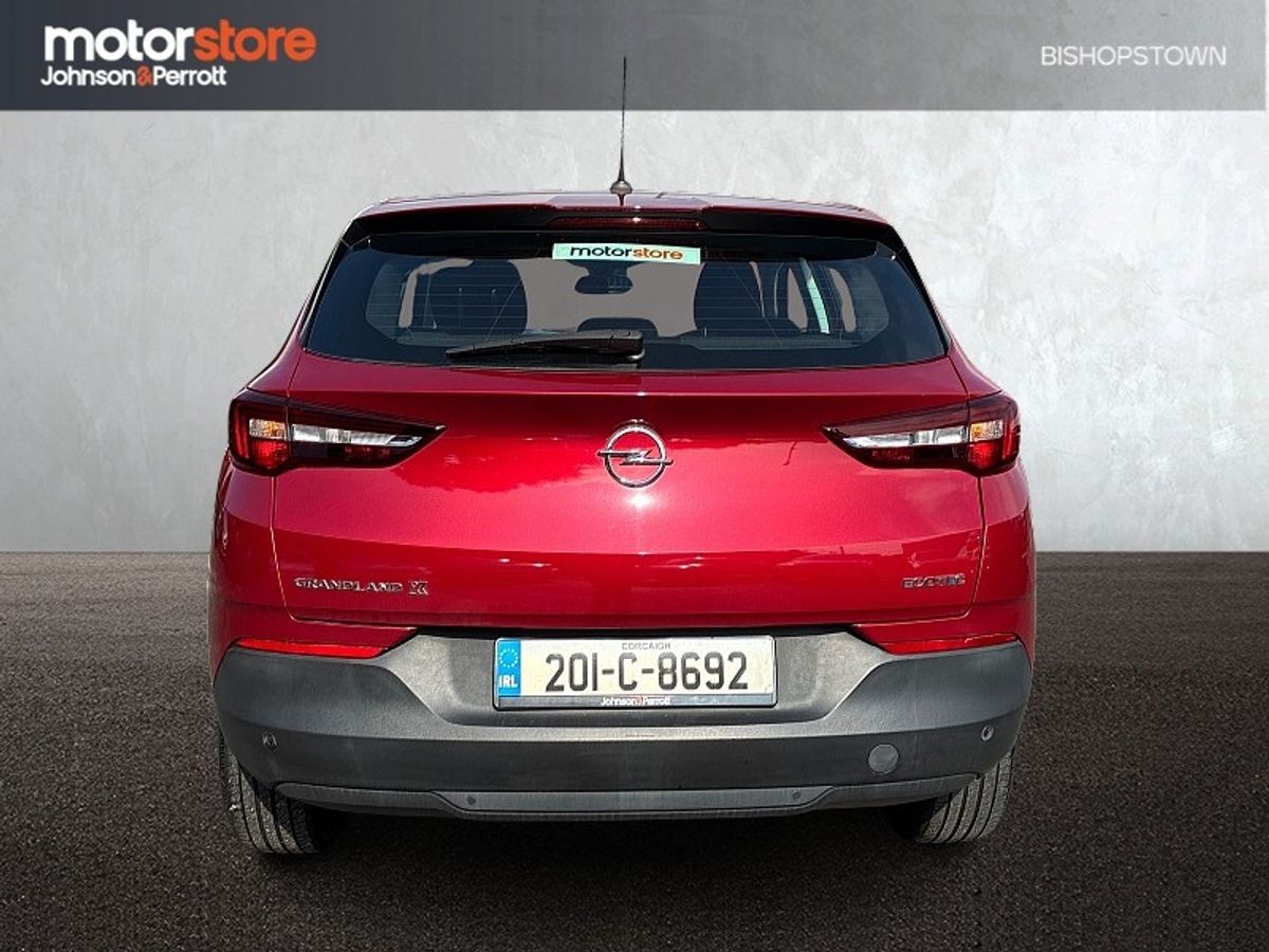 Opel Grandland X 1.2i 130PS SC -