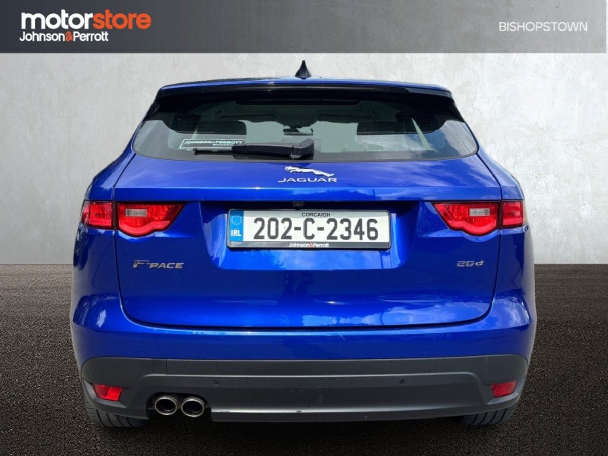 Jaguar F-Pace RWD 2.0 D 180PS Chequered Flag Auto
