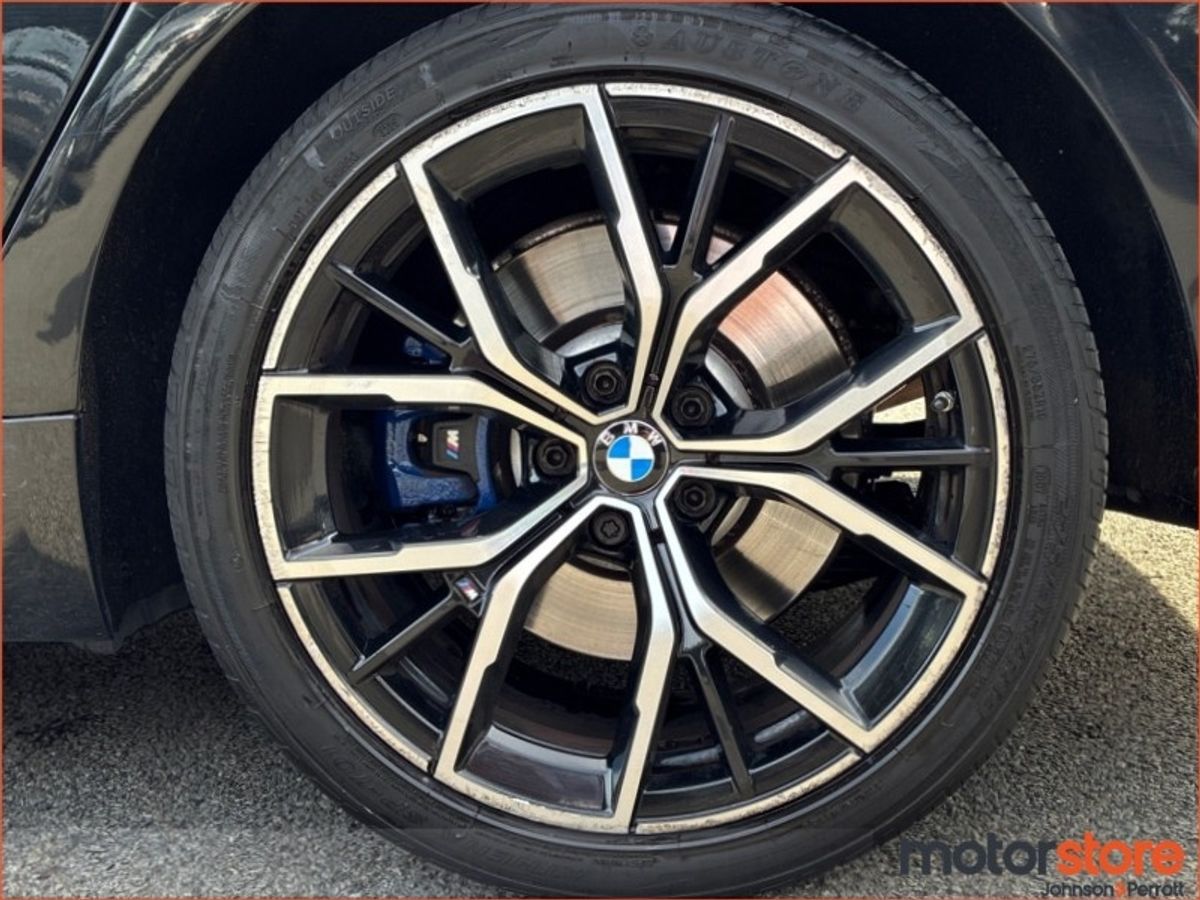 BMW 5-Series 530e M Sport Auto LCI