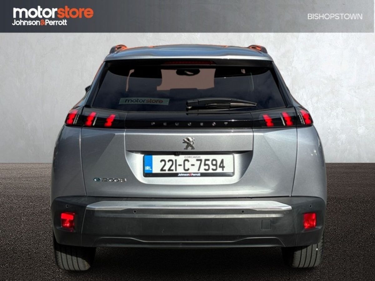 Peugeot 2008 Electric 136bhp (50 kWh) Allure