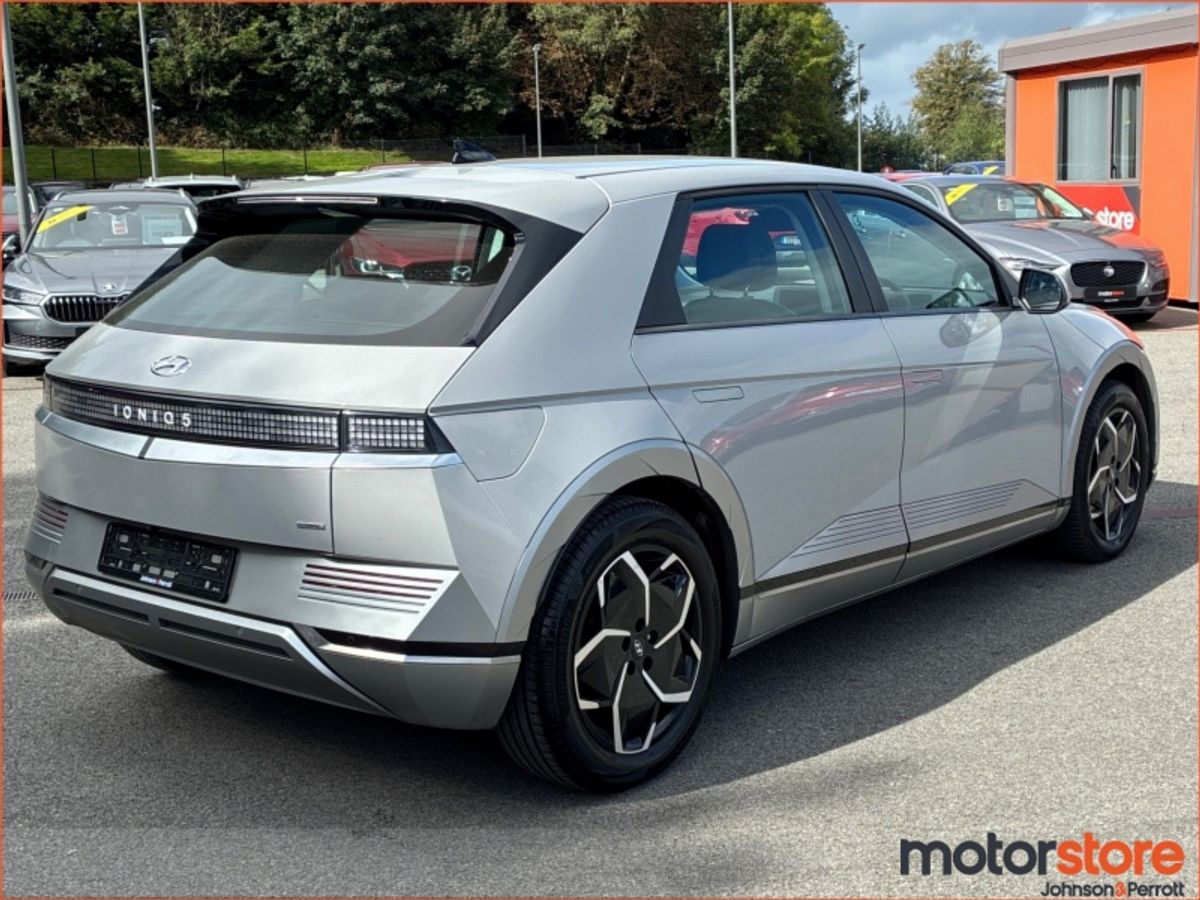 Hyundai IONIQ 5 Ioniq 5 Premium Ev 4X4 321 BHP 4WD Electric 77kWh Battery
