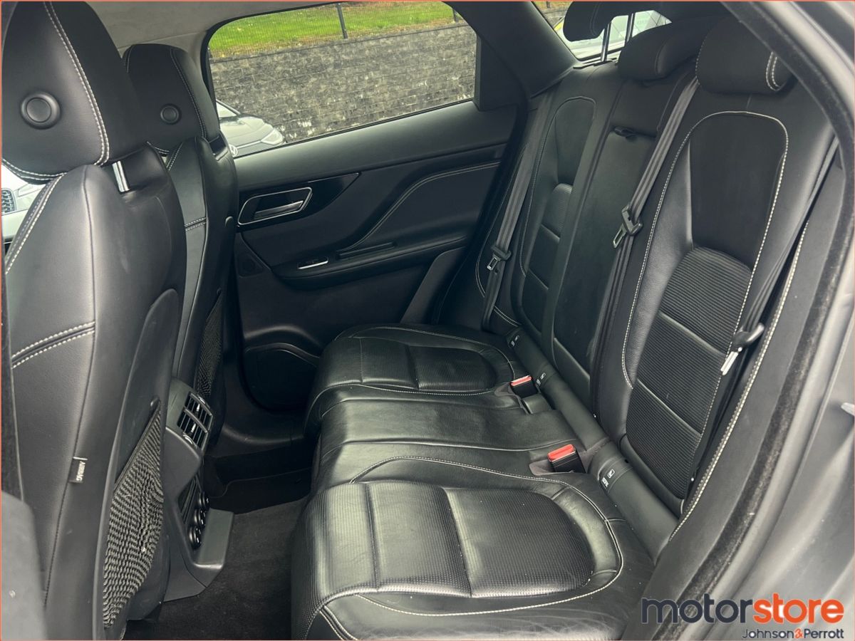 Jaguar F-Pace ** DEPOSIT TAKEN ** RWD 2.0 D 180PS R-Sport Auto