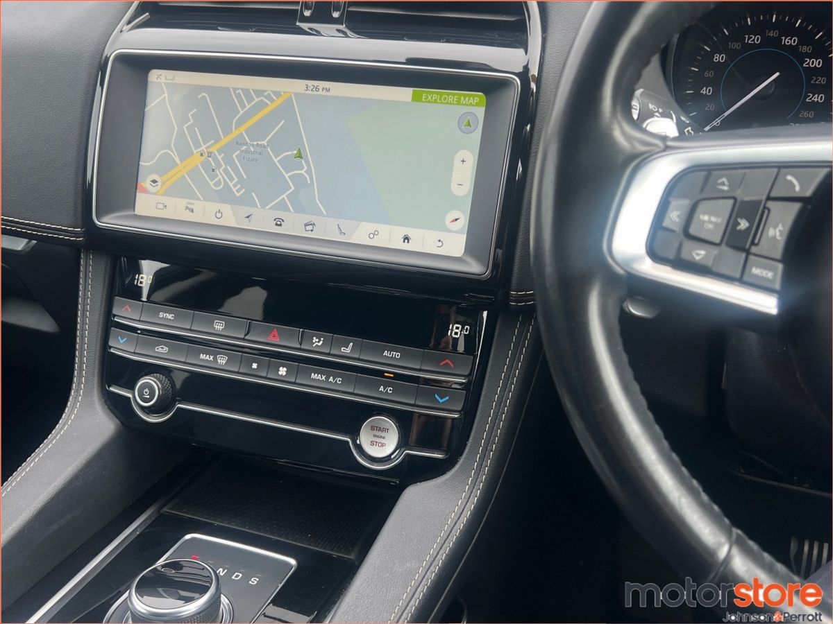 Jaguar F-Pace ** DEPOSIT TAKEN ** RWD 2.0 D 180PS R-Sport Auto