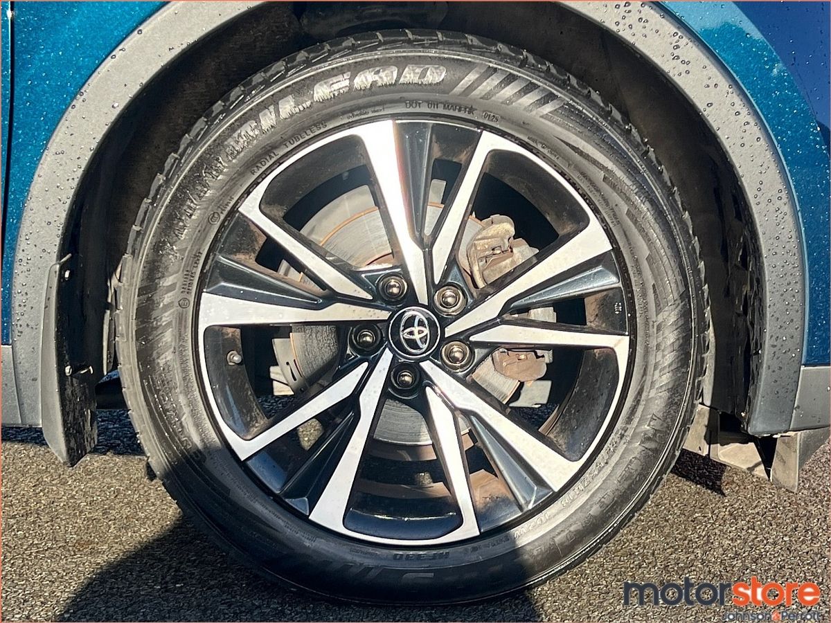 Toyota C-HR 1.8 HYBRID SPORT