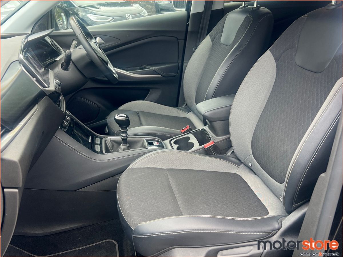 Opel Grandland X GRANDLAND X MY21-SRI-1.2 130BHP