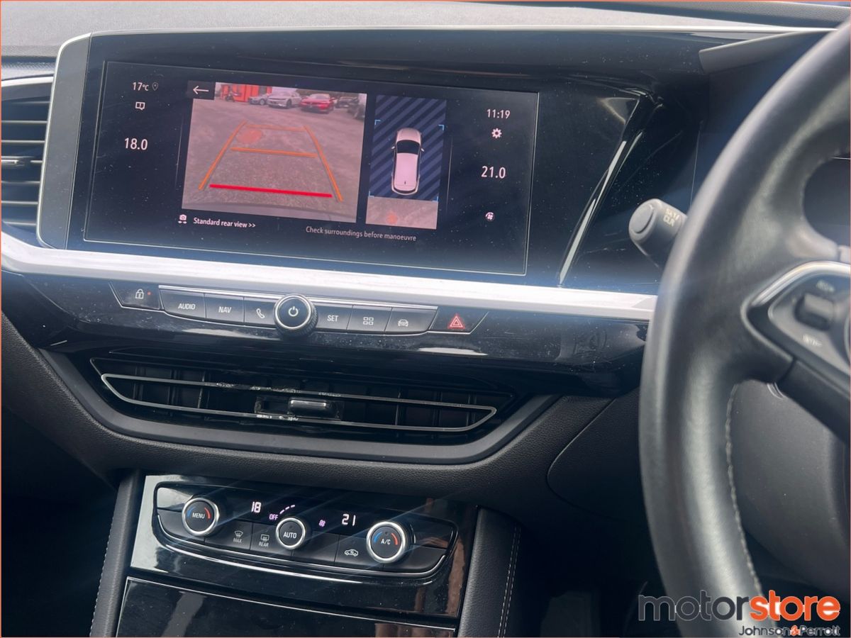 Opel Grandland X GRANDLAND X MY21-SRI-1.2 130BHP