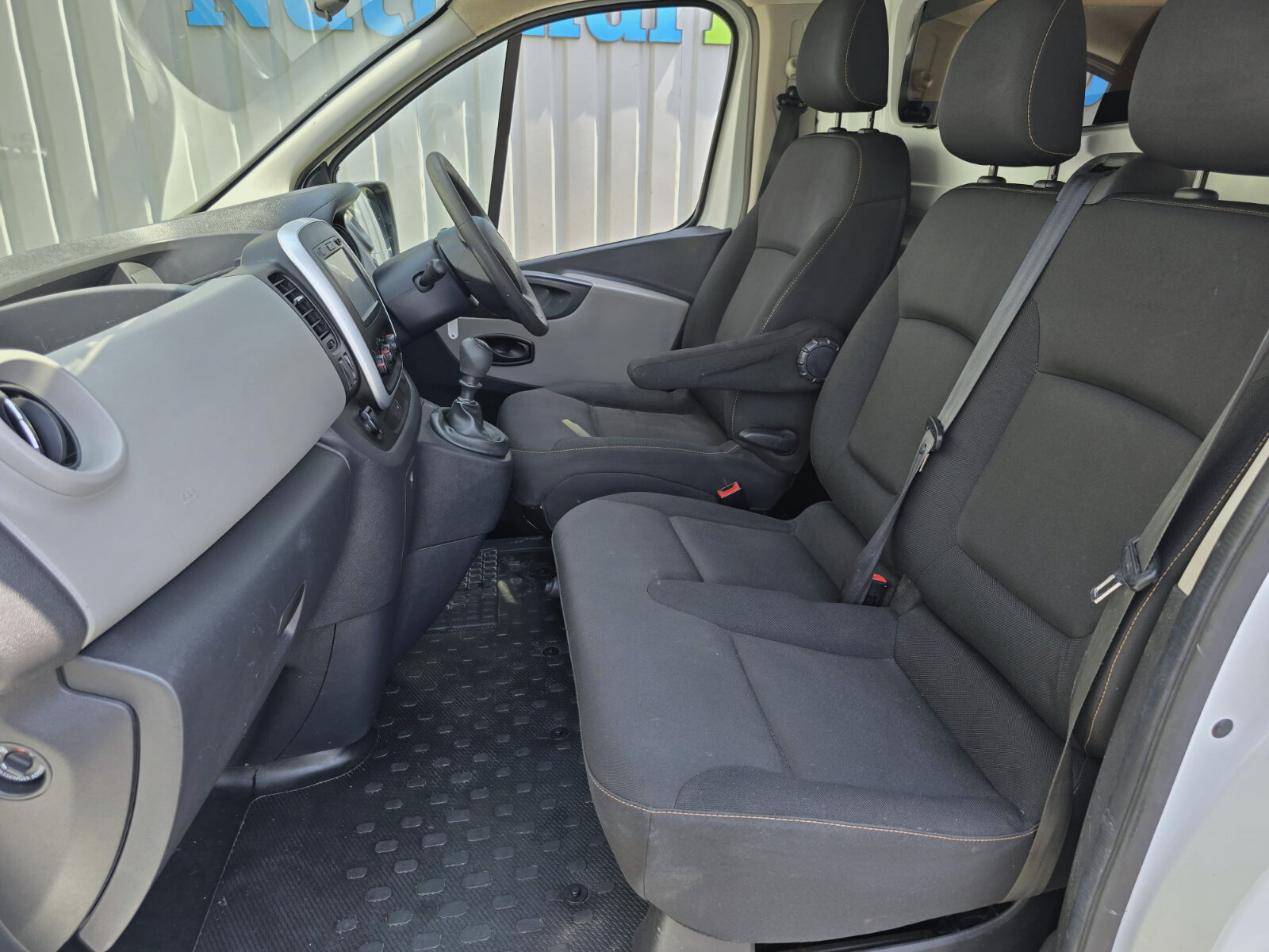 2018 Renault Trafic 1.6 Diesel - Image 11