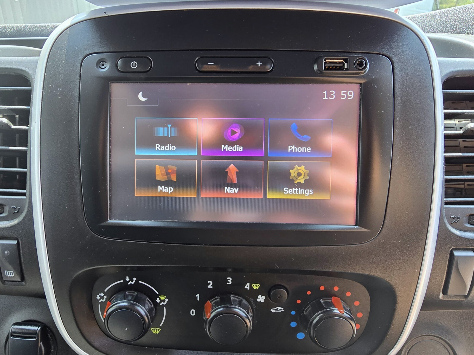 2018 Renault Trafic 1.6 Diesel - Image 13