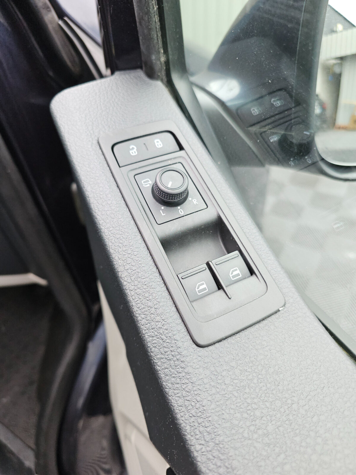2018 Volkswagen Transporter 2.0D - Image 18