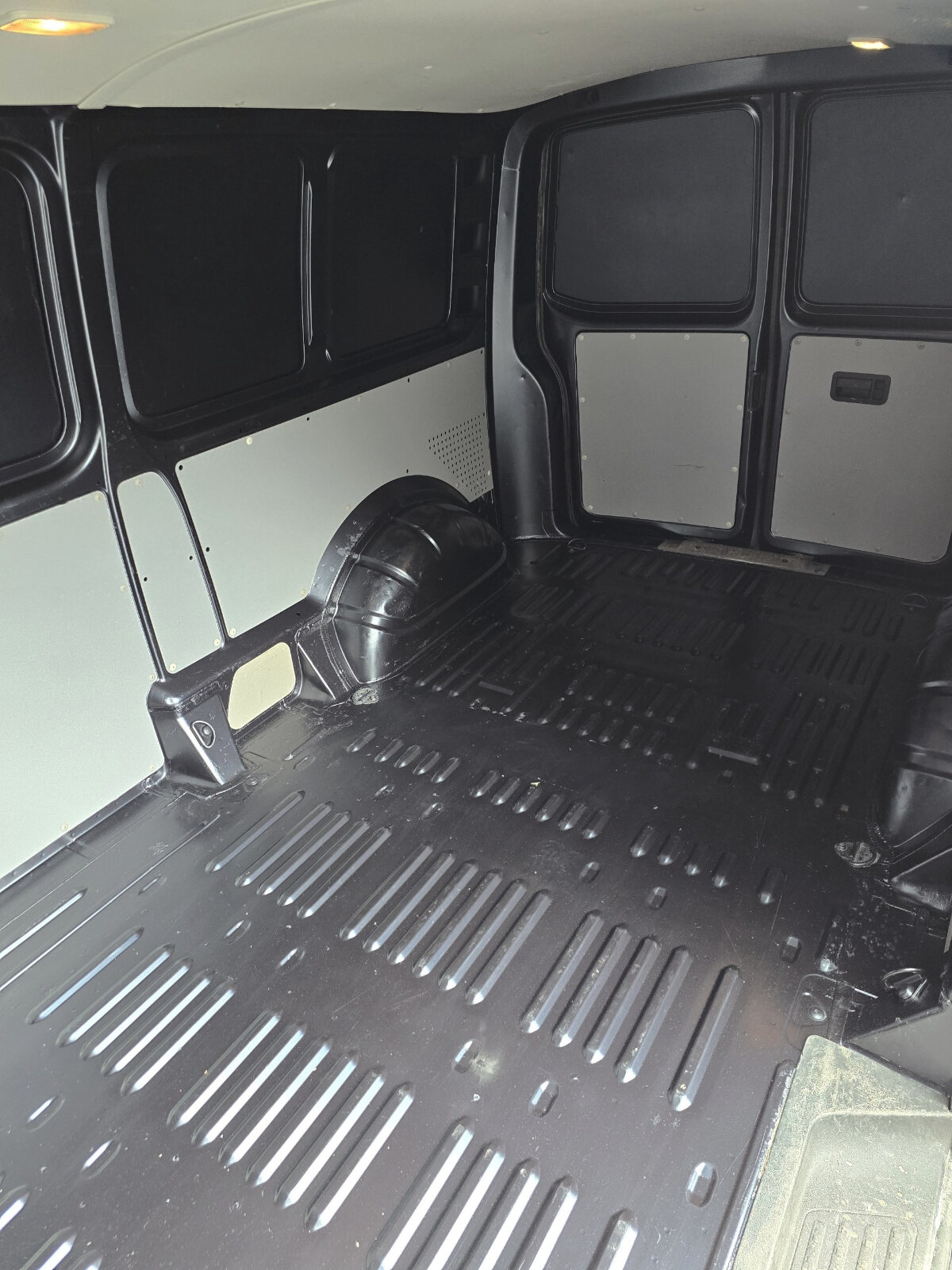 2018 Volkswagen Transporter 2.0D - Image 18