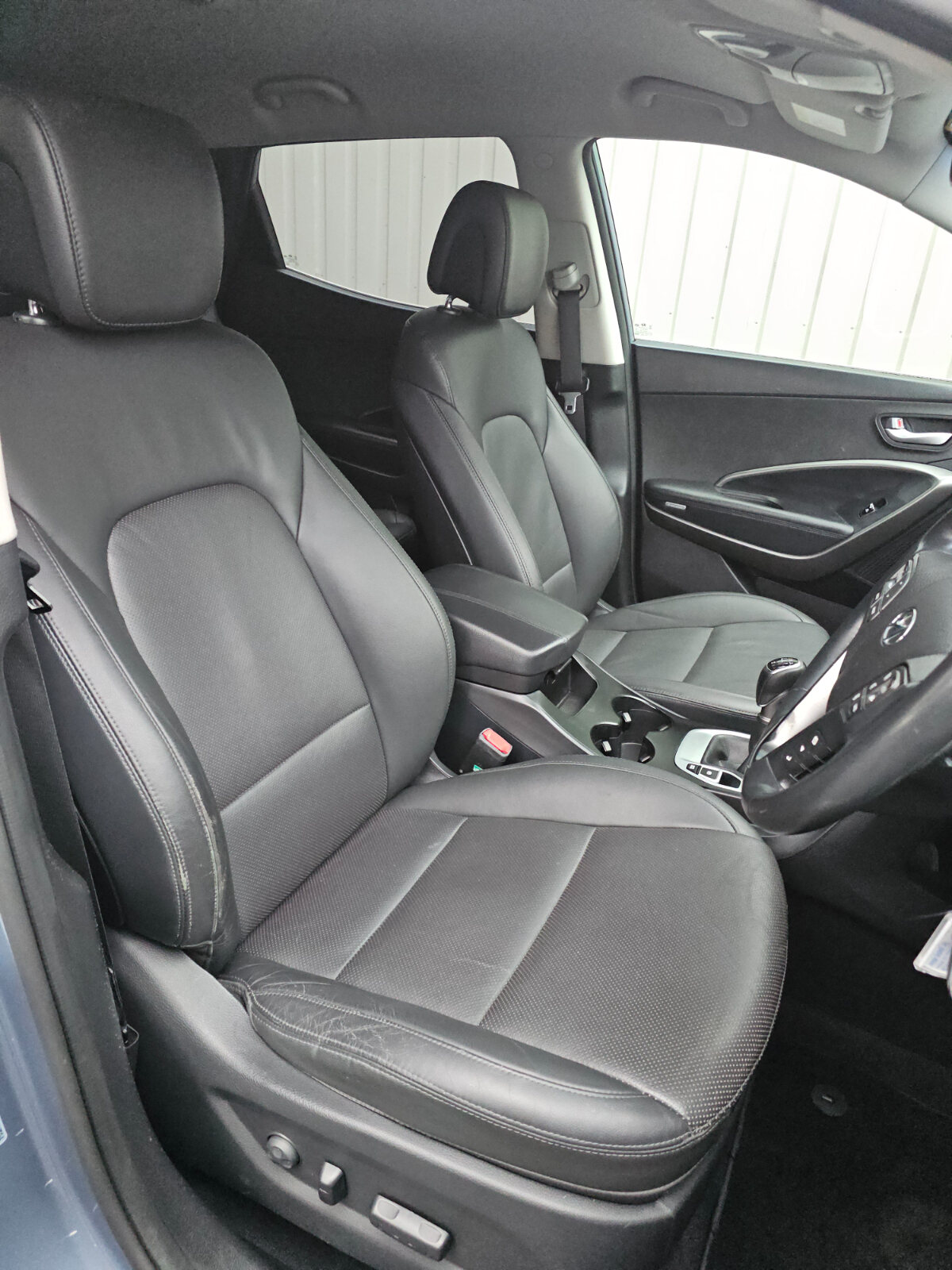 2017 Hyundai Santa Fe 2.2D CRDi 4WD Executive - Image 13