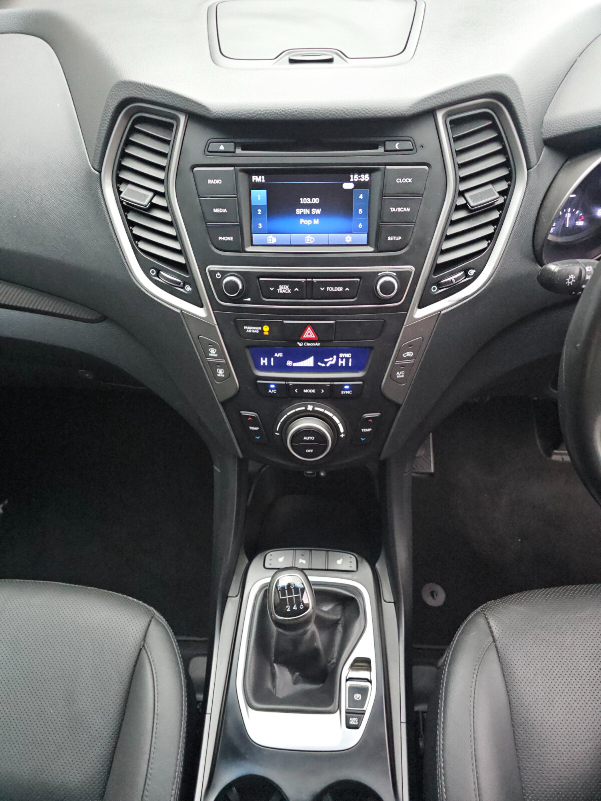 2017 Hyundai Santa Fe 2.2D CRDi 4WD Executive - Image 14