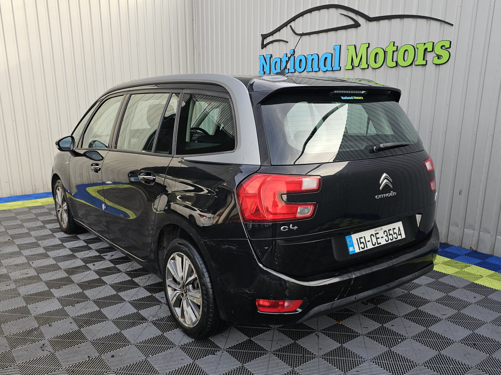 2015 Citroen C4 1.6 petrol AUTOMATIC 7 seater - Image 5