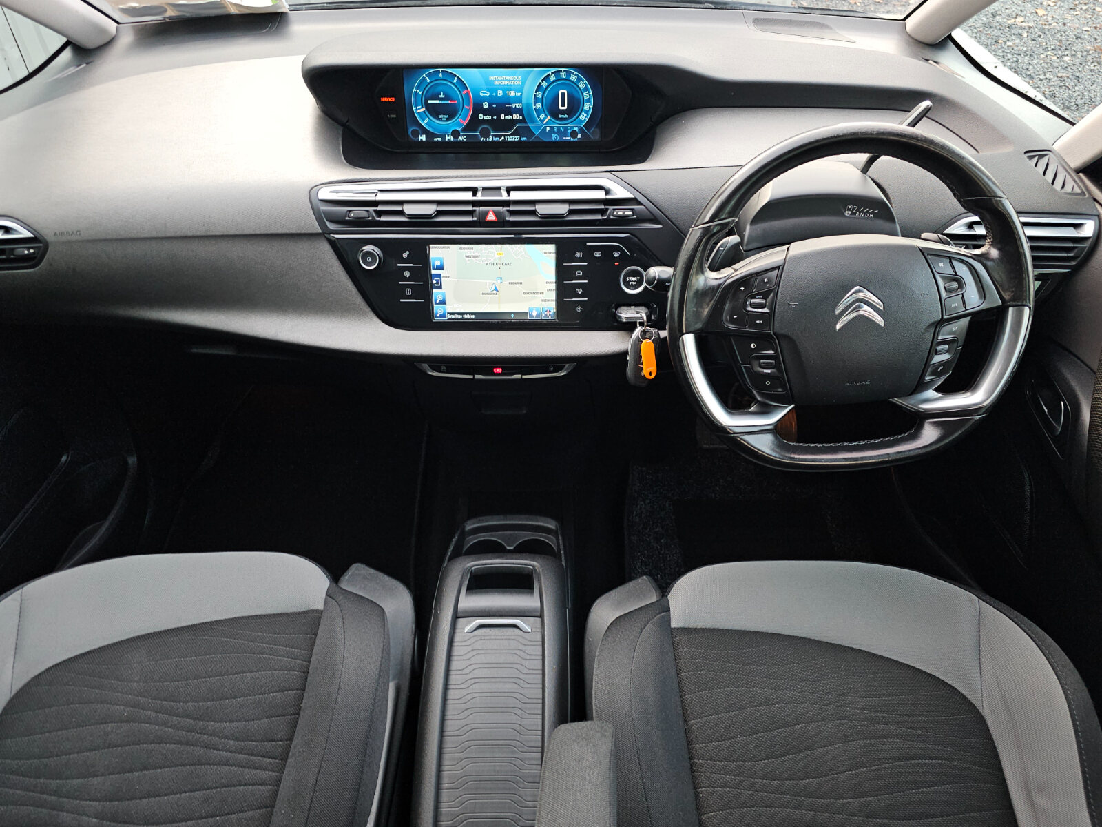 2015 Citroen C4 1.6 petrol AUTOMATIC 7 seater - Image 9