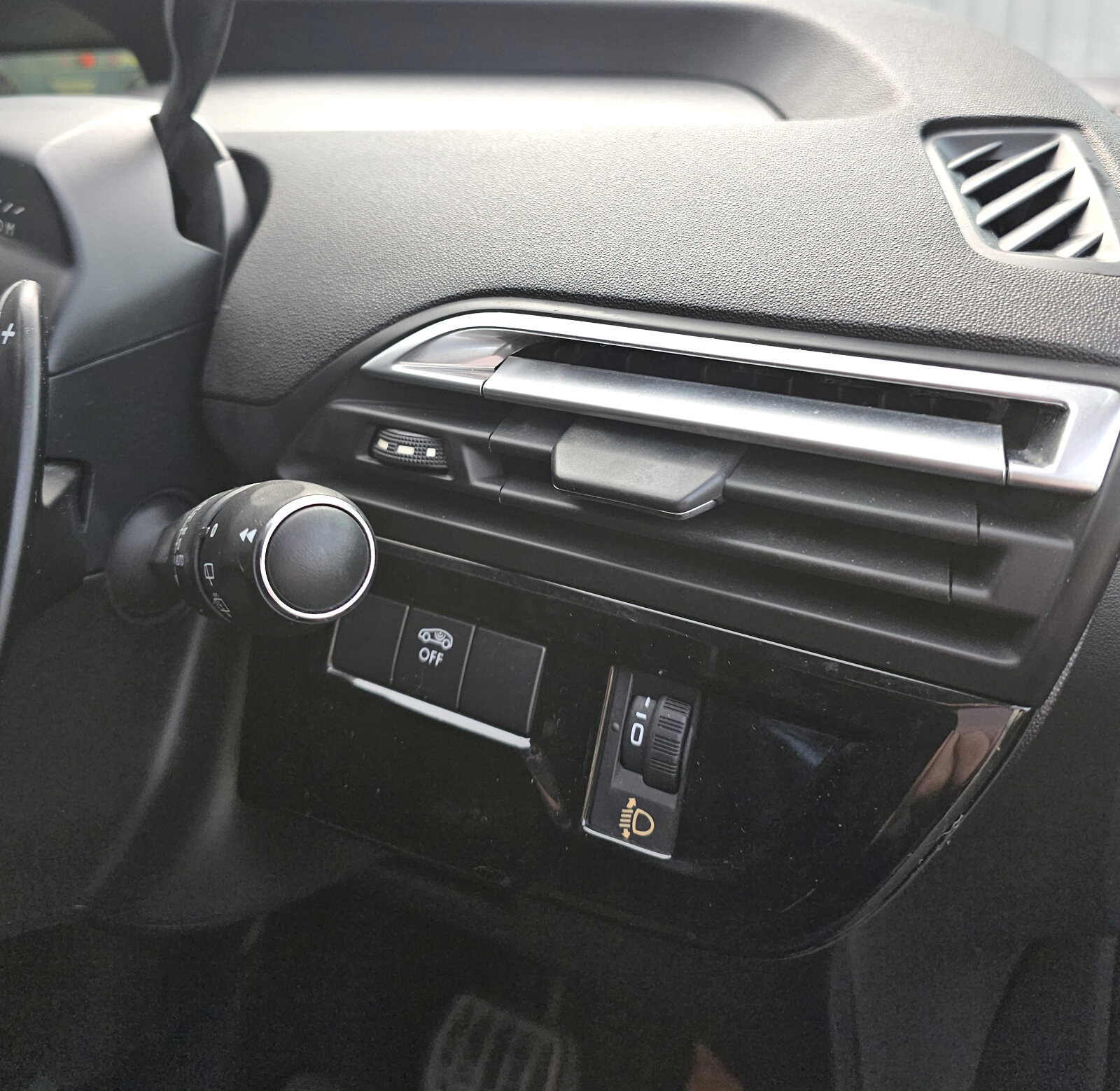 2015 Citroen C4 1.6 petrol AUTOMATIC 7 seater - Image 18