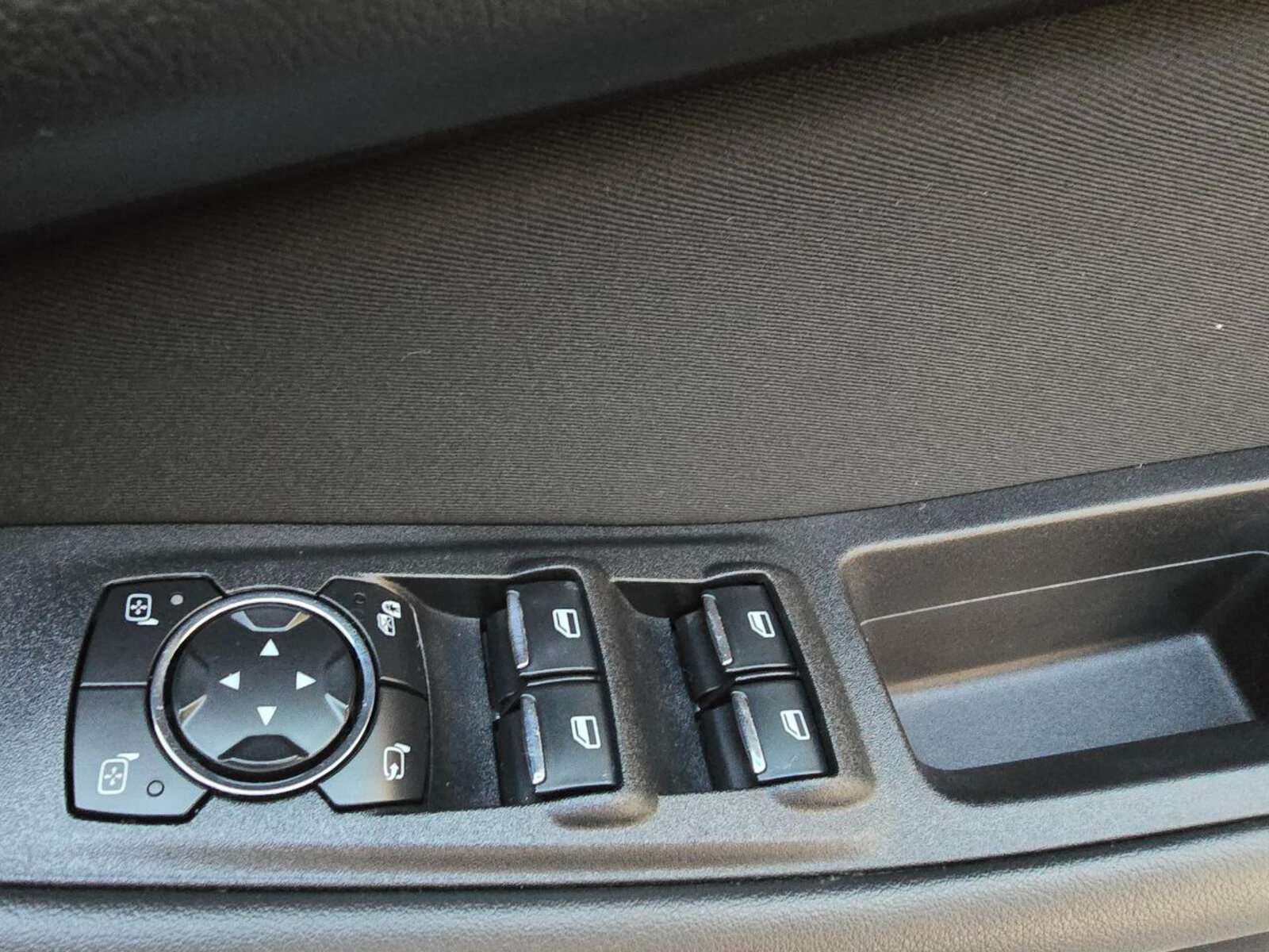 2016 Ford Galaxy 2.0D TDCi Zetec Automatic - Image 20
