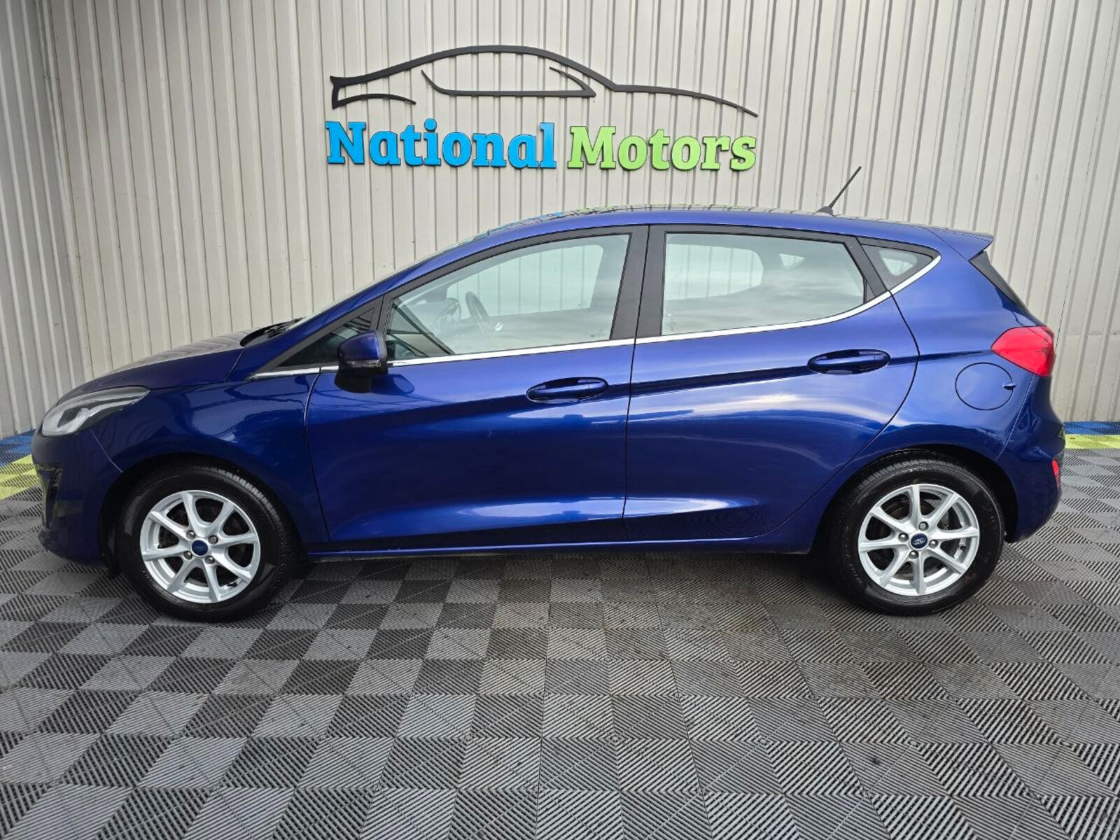 2017 Ford Fiesta 1.1 Petrol ZETEC - Image 6